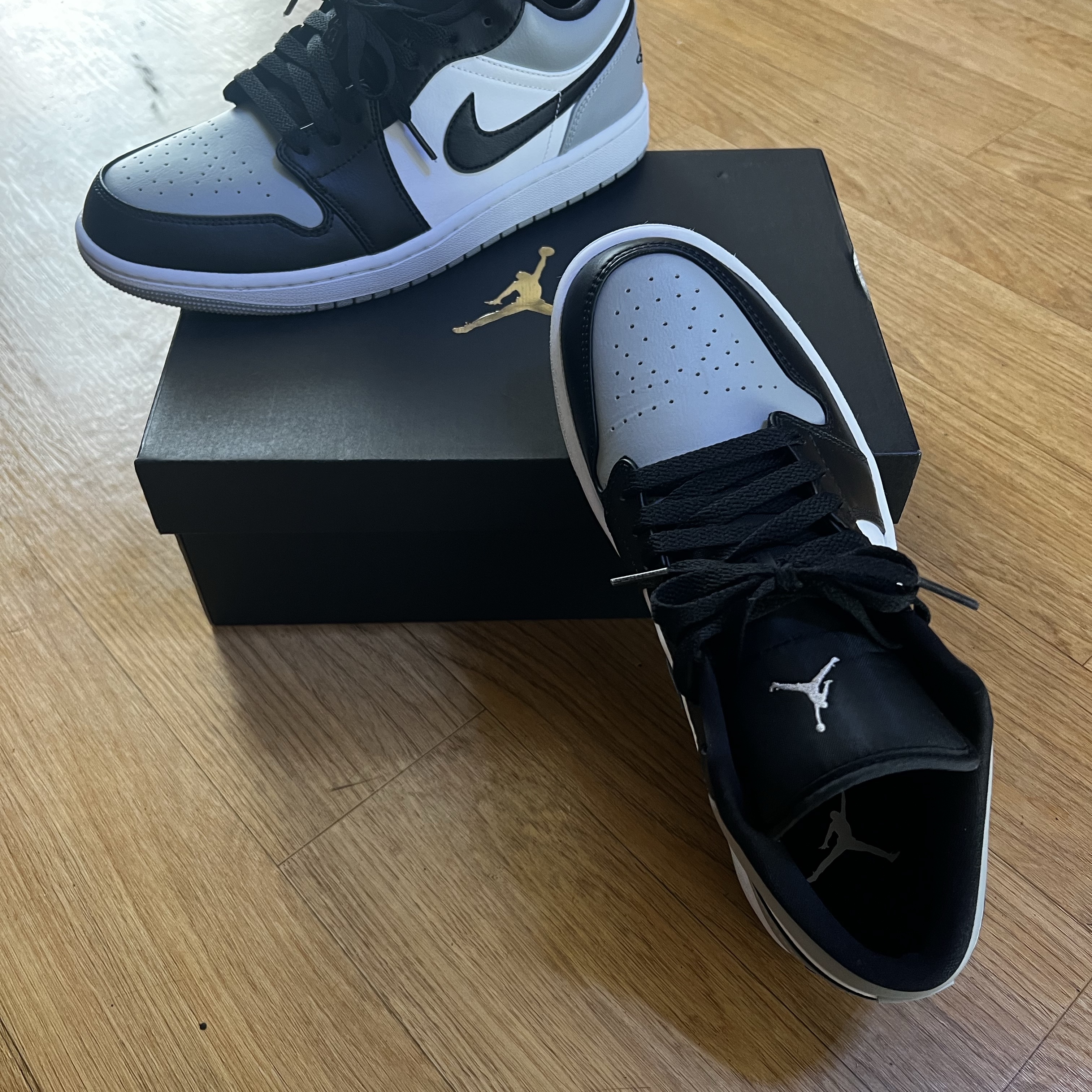 Jordan 1 Low Light Smoke Grey Black 착용 스타일