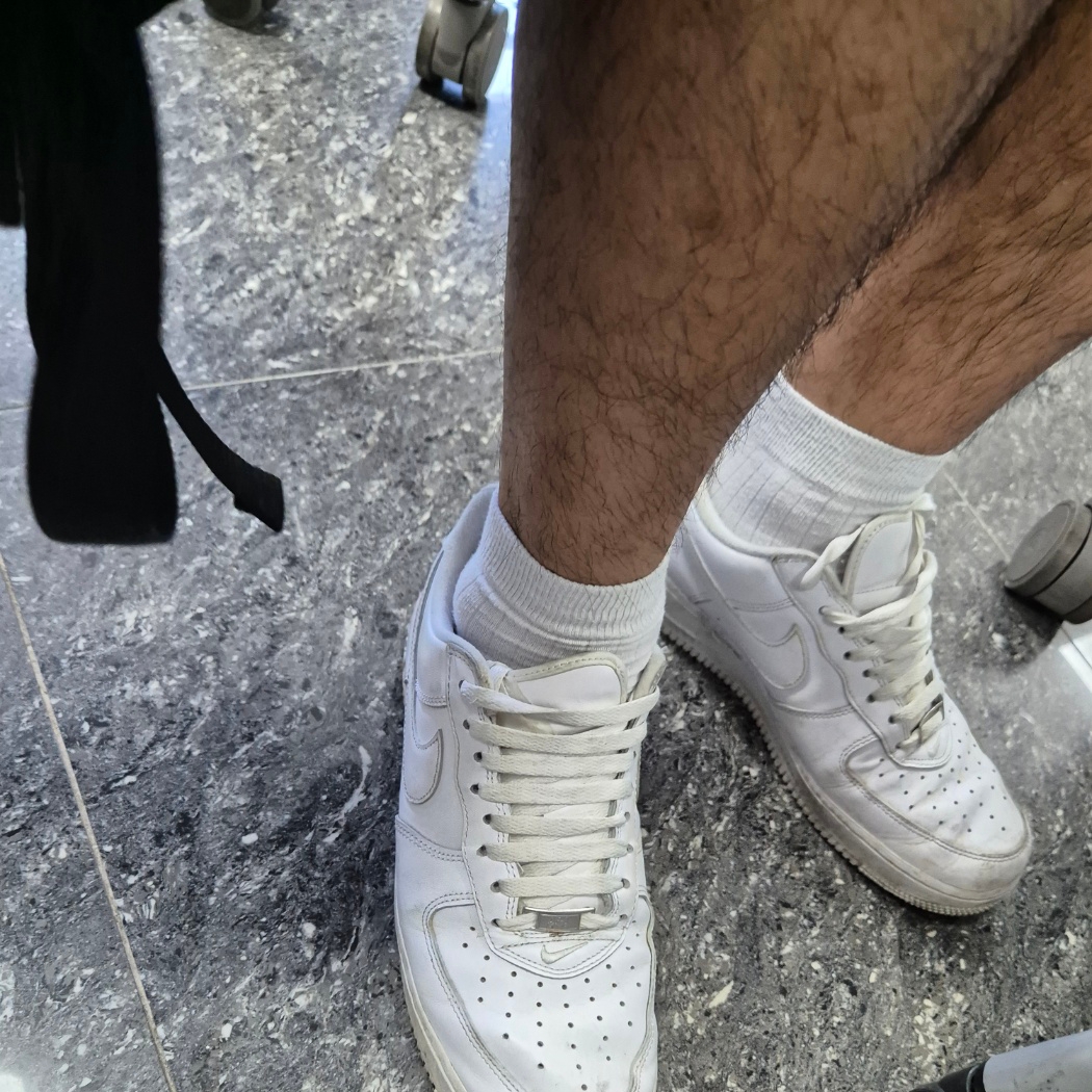 Nike x Supreme Air Force 1 Low White 착용 스타일