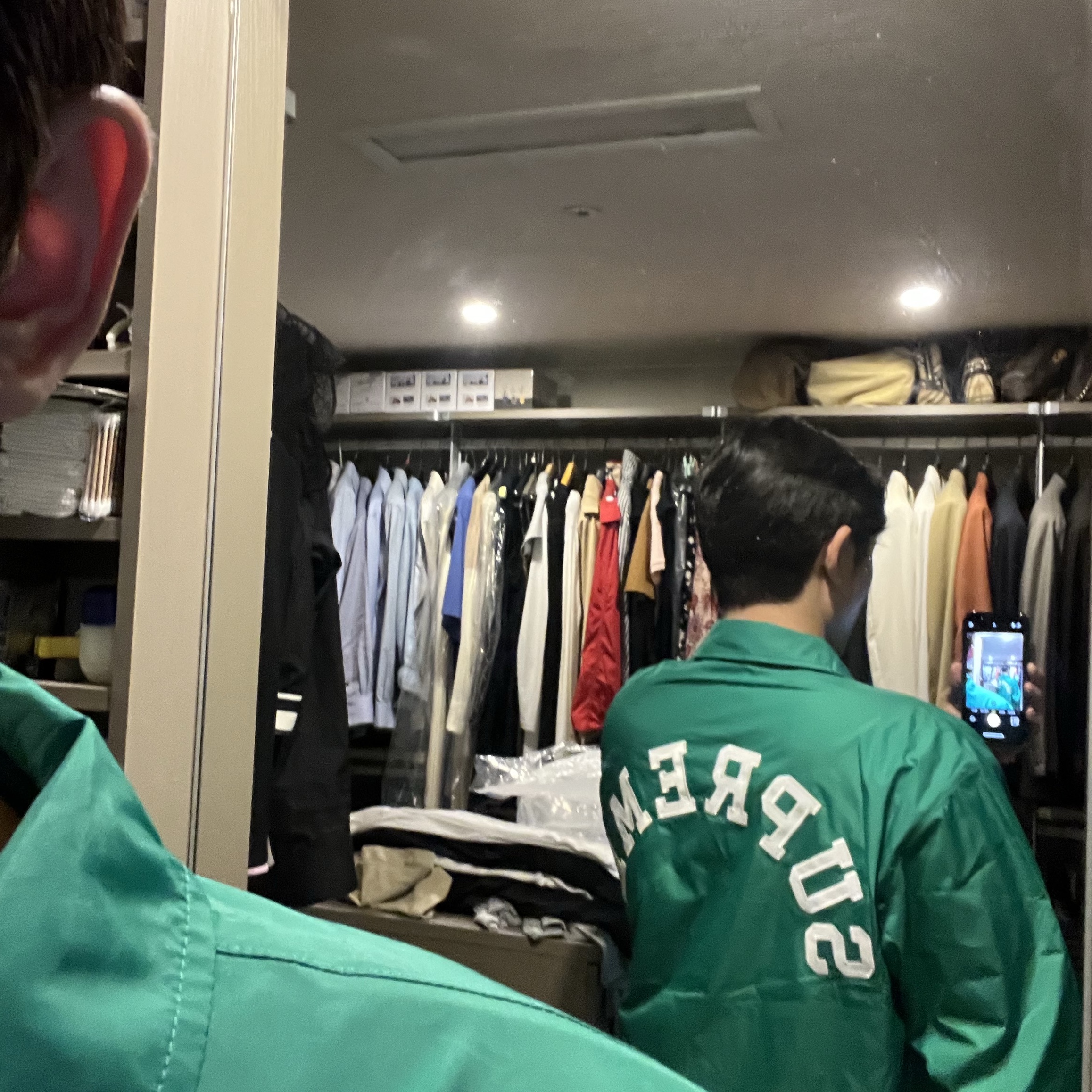 Supreme x Champion Coaches Jacket Green - 24SS 착용 스타일 - 2