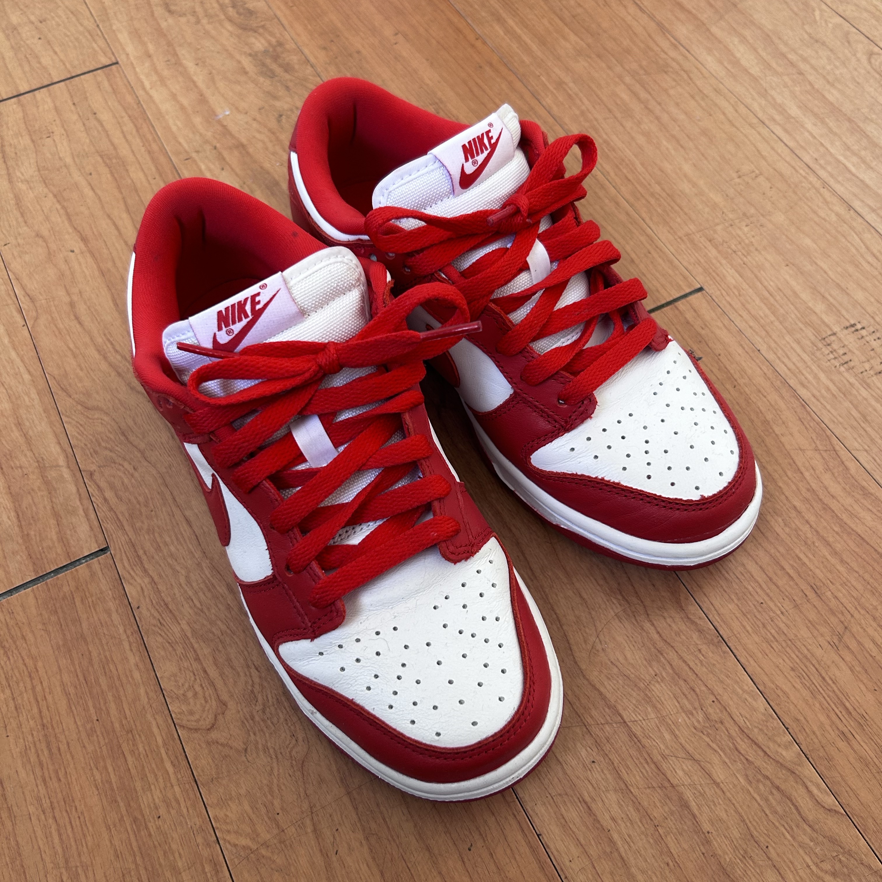 Nike Dunk Low SP White and University Red 2023 착용 스타일