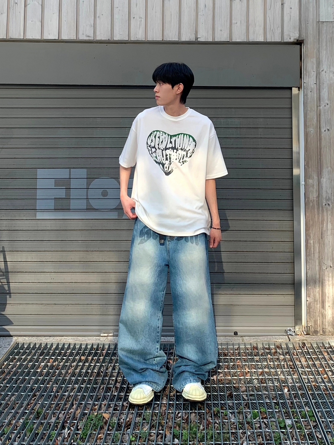 Maison Mihara Yasuhiro Blakey VL OG Sole Canvas Low-top Sneakers White 착용 스타일 - 1