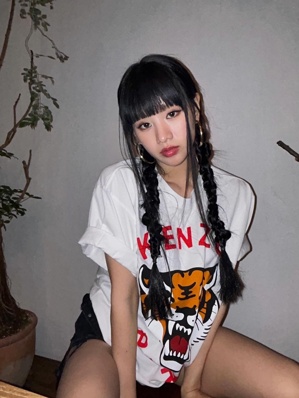 Kenzo Lucky Tiger T-Shirt Off White, Kenzo Lucky Tiger Oversize T-Shirt Black - 24FW 착용 스타일 - 4