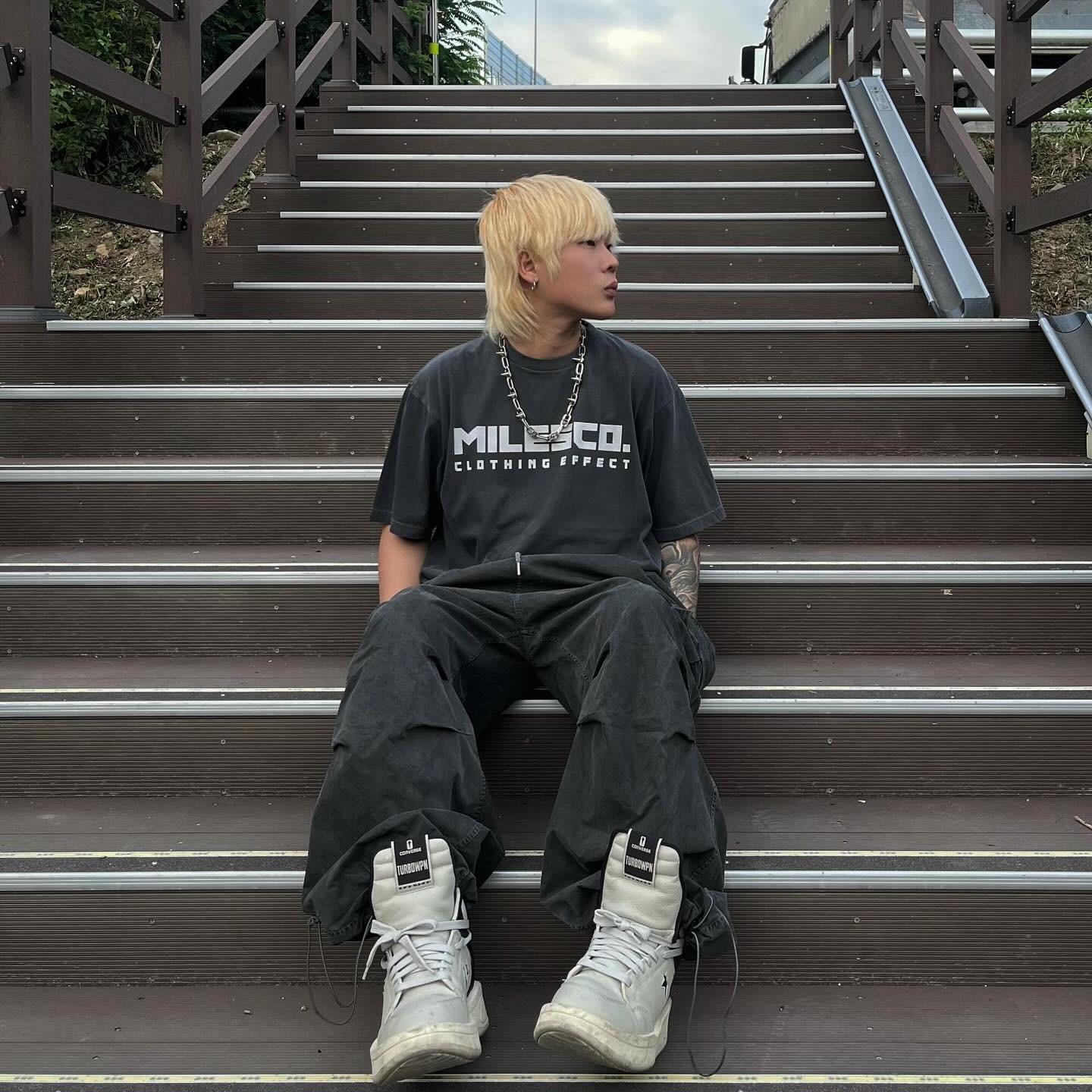 Converse x Drkshdw Turbowpn Pelican 착용 스타일 - 4