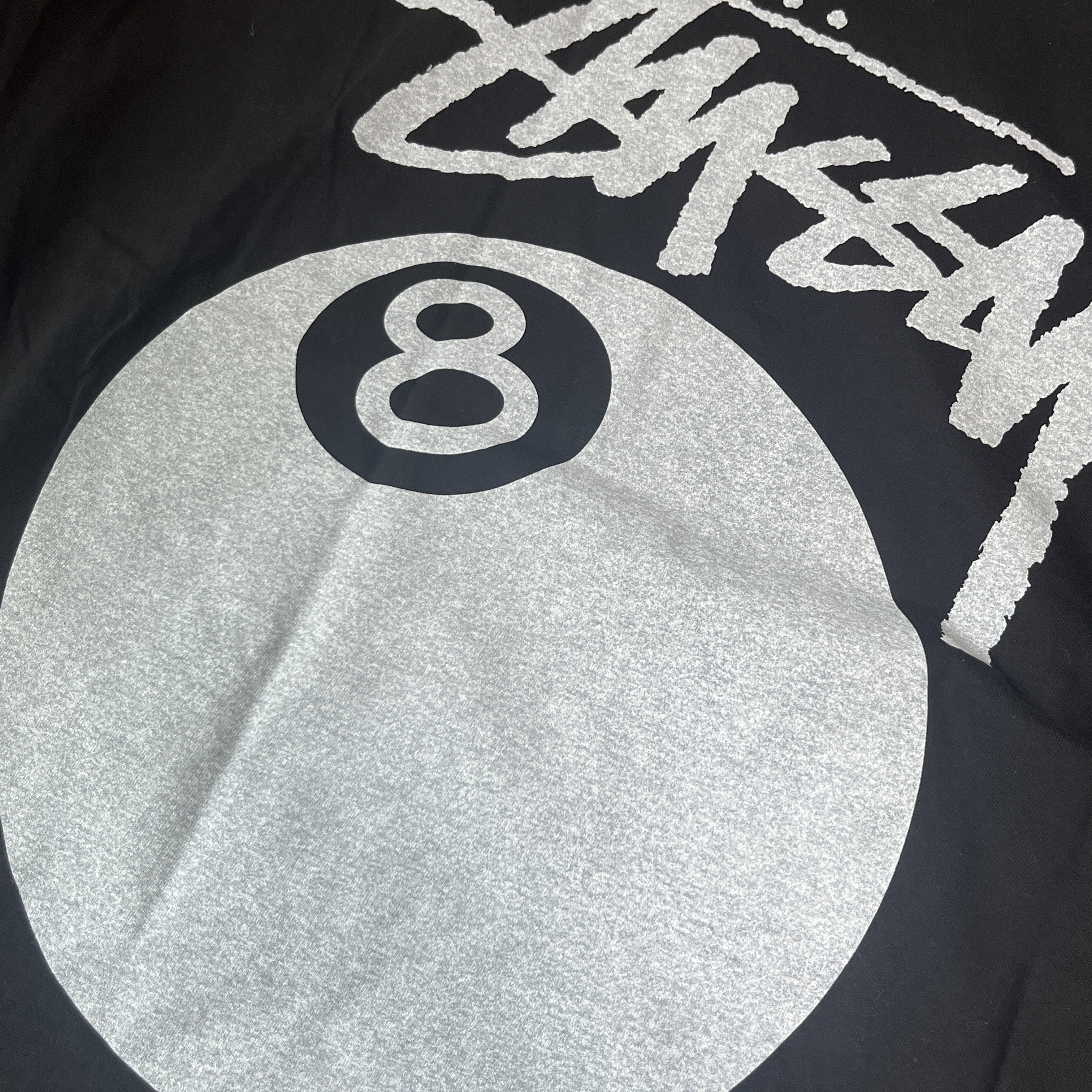 Stussy 8 Ball Pigment Dyed T-Shirt Black 착용 스타일 - 2