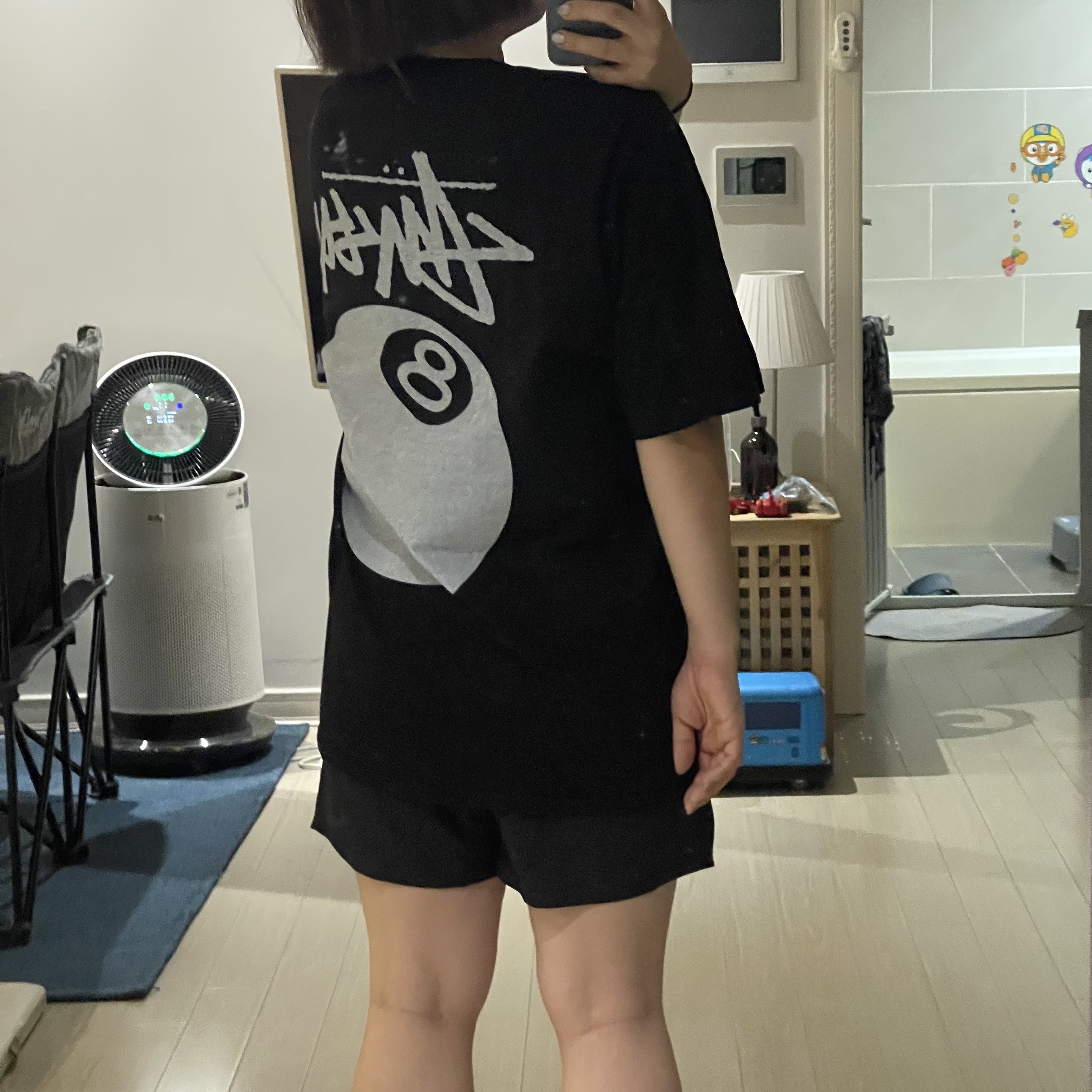 Stussy 8 Ball Pigment Dyed T-Shirt Black 착용 스타일