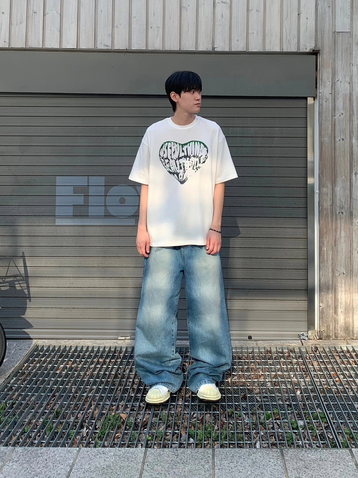 Maison Mihara Yasuhiro Blakey VL OG Sole Canvas Low-top Sneakers White 착용 스타일 - 2