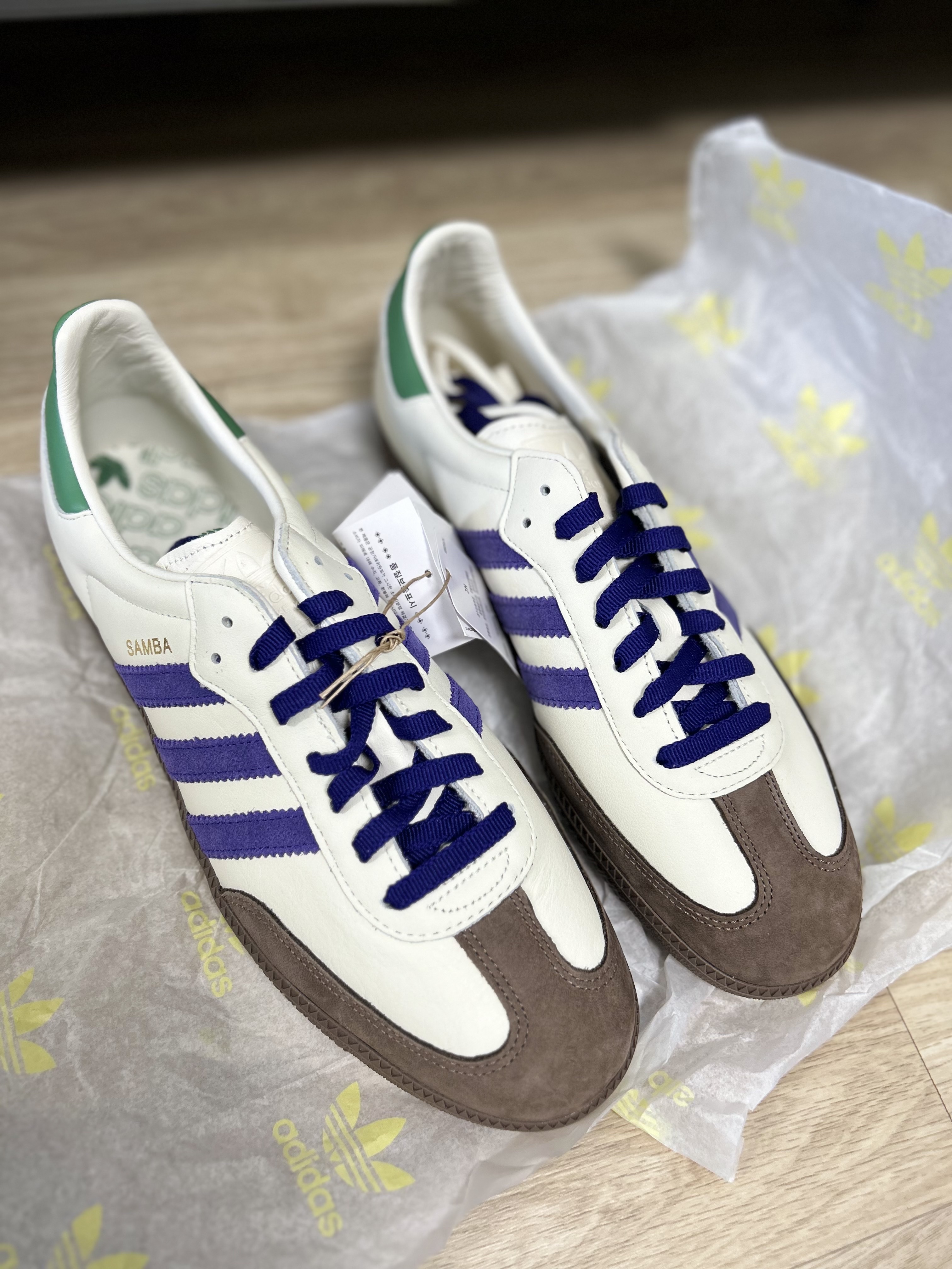 (W) Adidas Samba OG Off White Collegiate Purple 착용 스타일