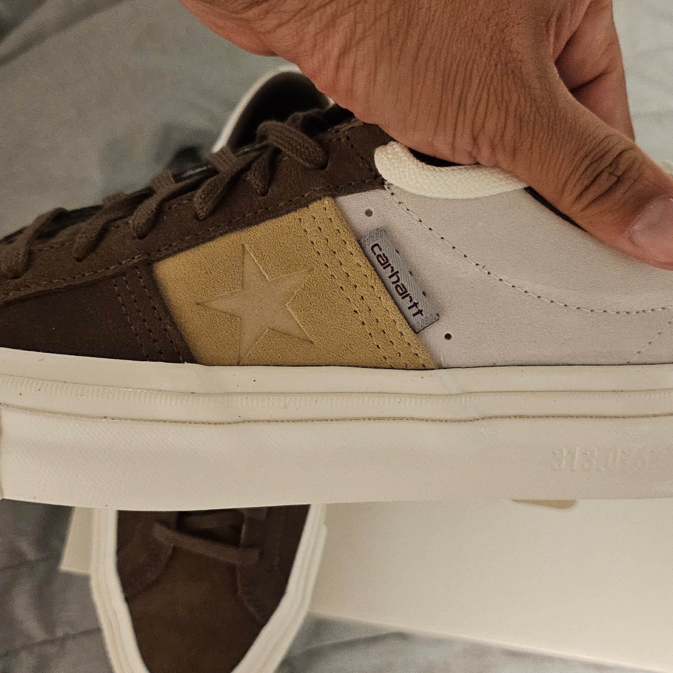 Converse Cons x Carhartt WIP One Star Academy Pro Ox Dark Earth Starfish 착용 스타일 - 4