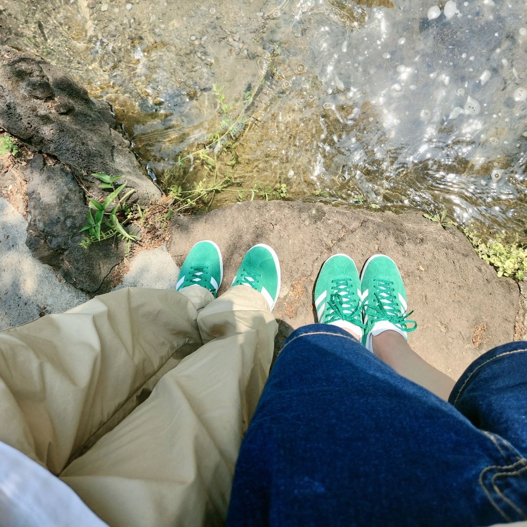 Adidaas Gazelle 85 Green White 착용 스타일