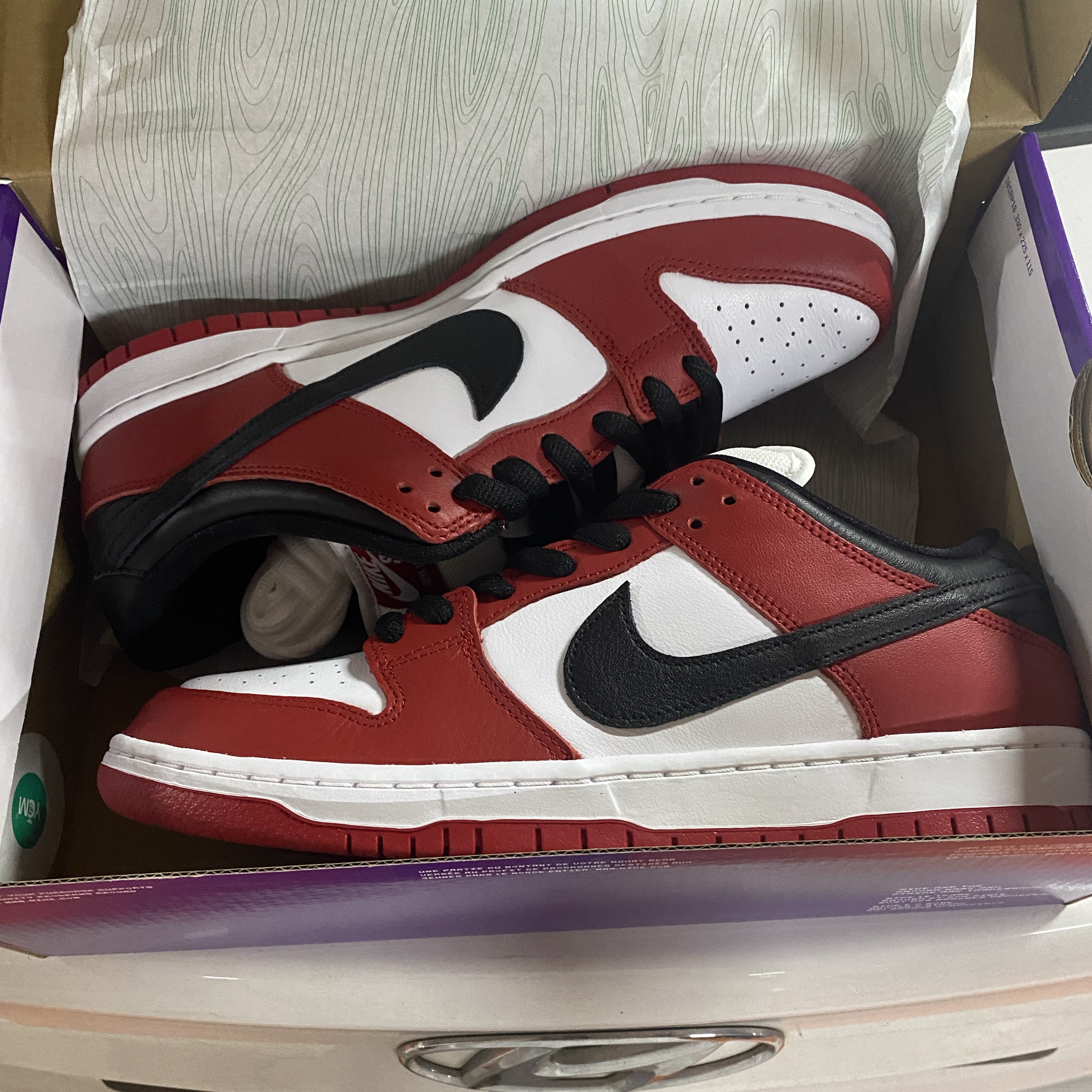 Nike SB Dunk Low Pro Chicago 착용 스타일 - 4