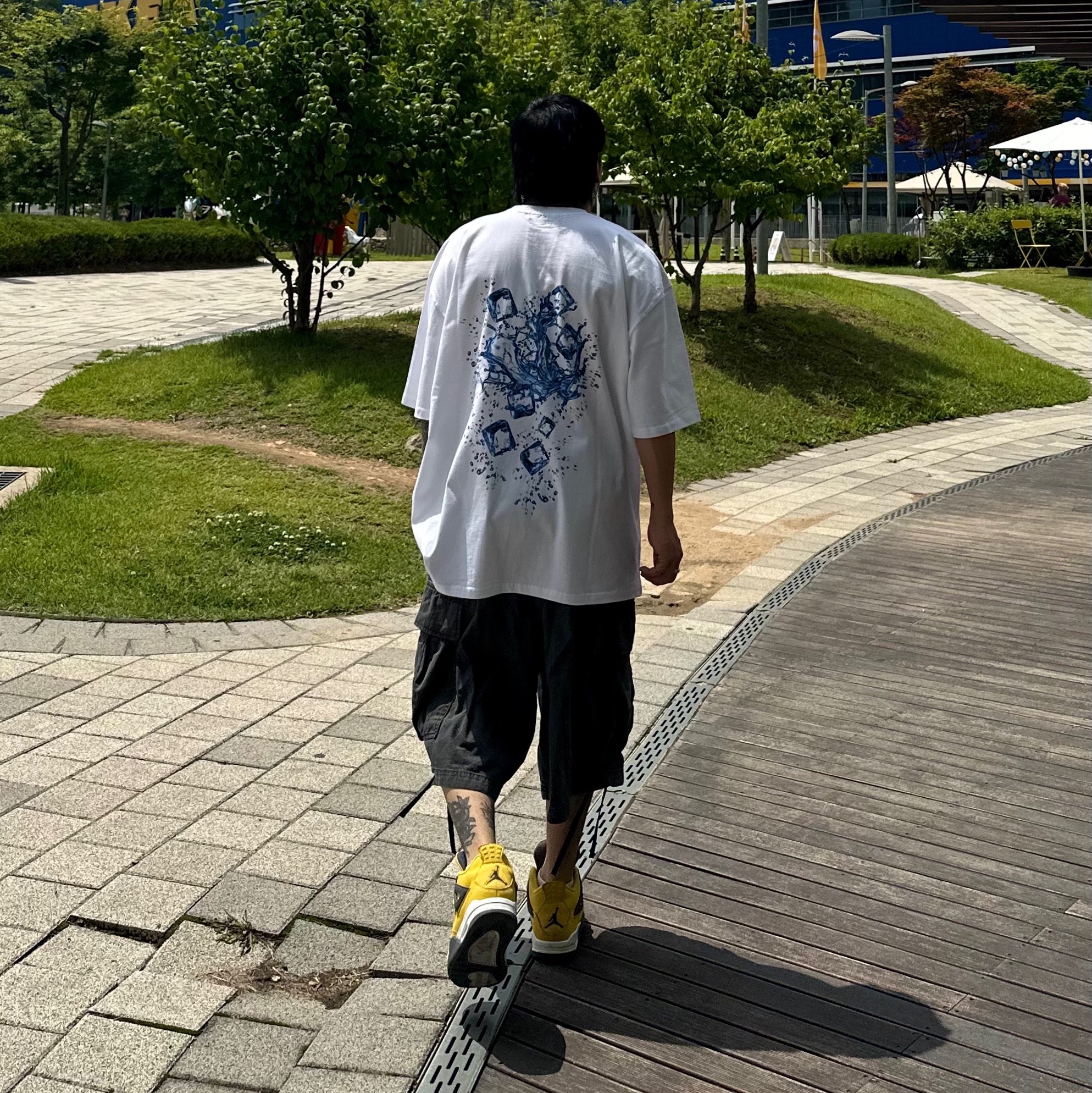 Jordan 4 Retro Tour Yellow (Special Ver.) 착용 스타일 - 2