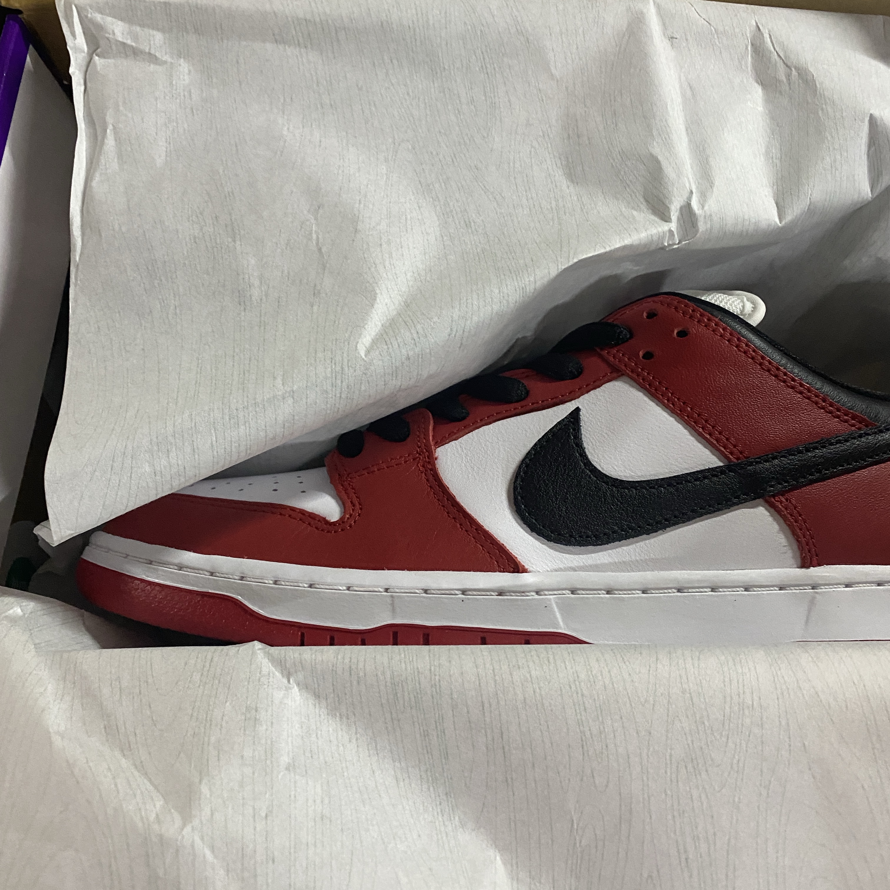 Nike SB Dunk Low Pro Chicago 착용 스타일 - 3