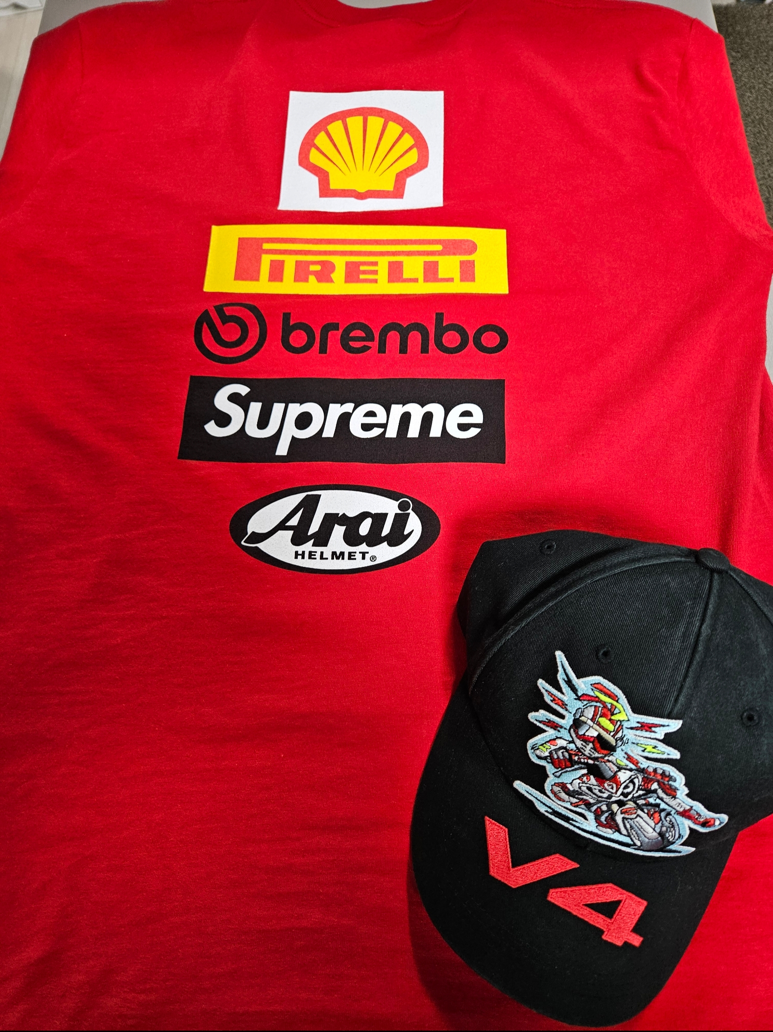 Supreme x Ducati Logos T-Shirt Red - 24SS, Supreme Double Knee Painter Pant Washed Indigo - 24SS 착용 스타일 - 3