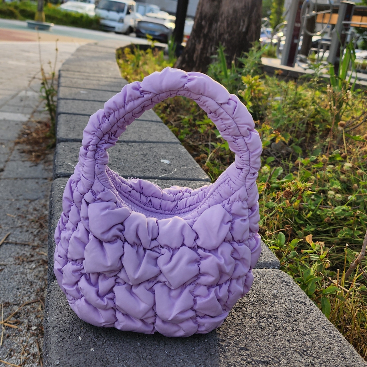 COS Quilted Micro Bag Purple 착용 스타일