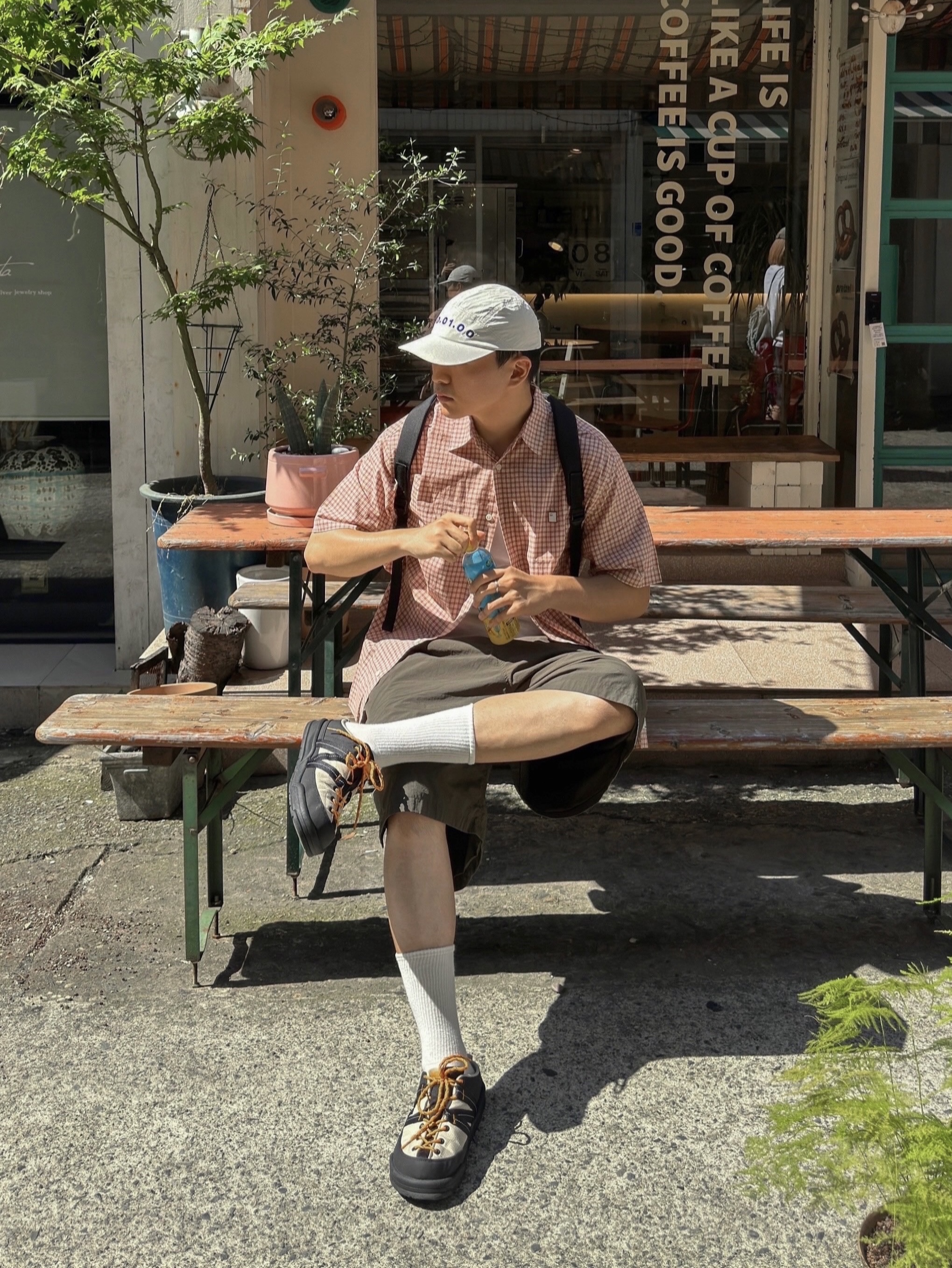New Balance CRV Mule V2 Yellow, Opening Project Numbering Camp Cap Off White 착용 스타일 - 1