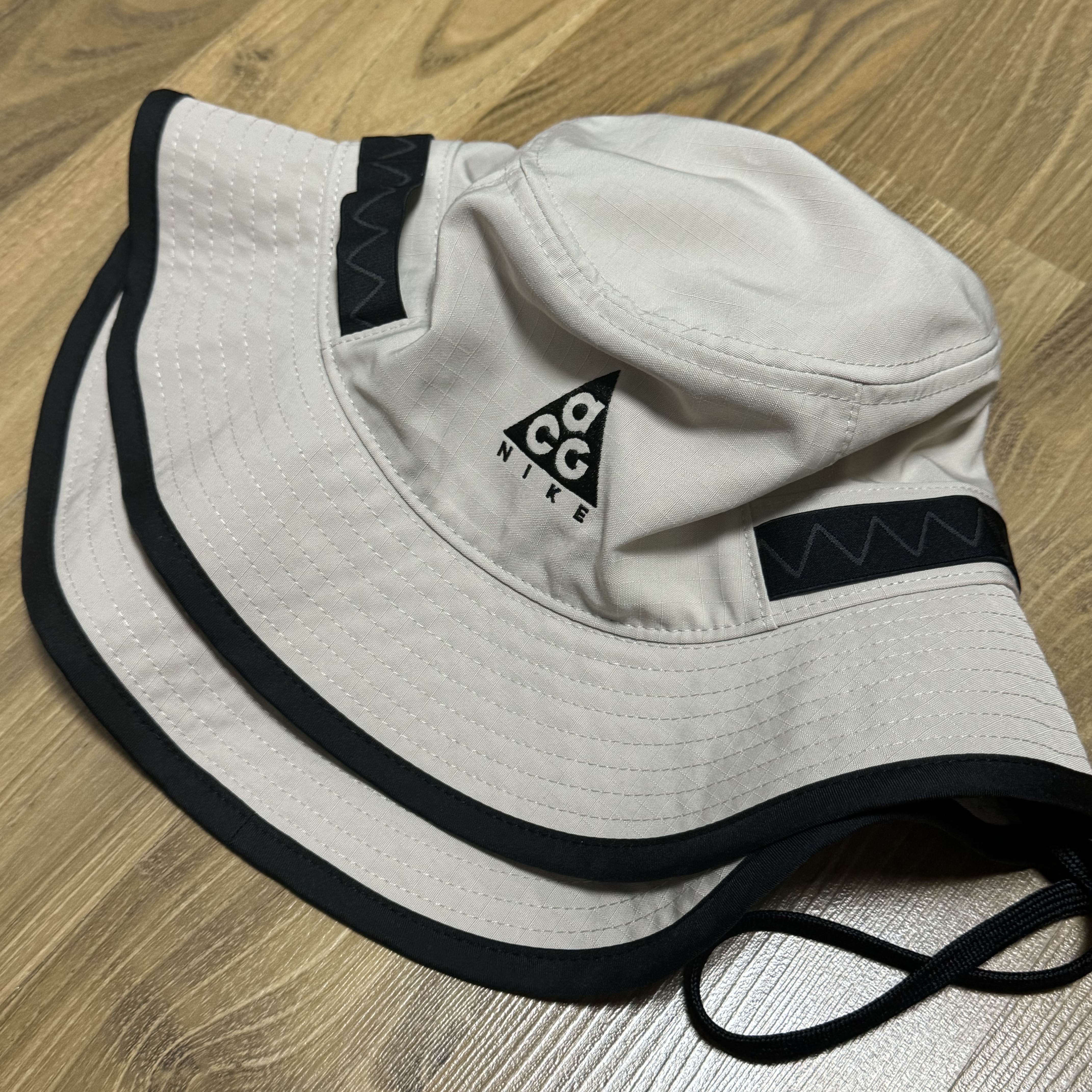 Nike ACG Bucket String Black 착용 스타일