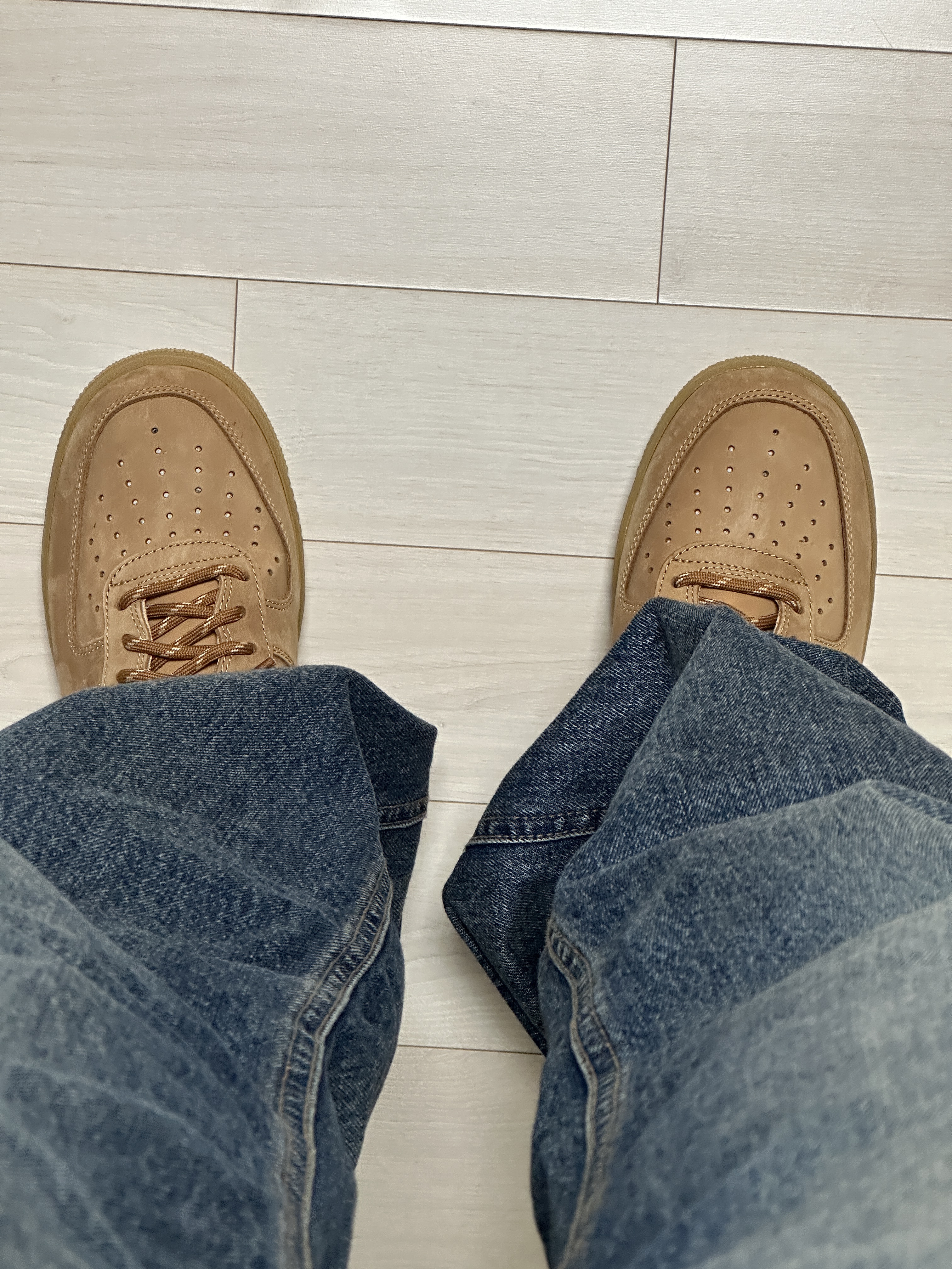 Nike Air Force 1 '07 WB Flax 착용 스타일 - 1