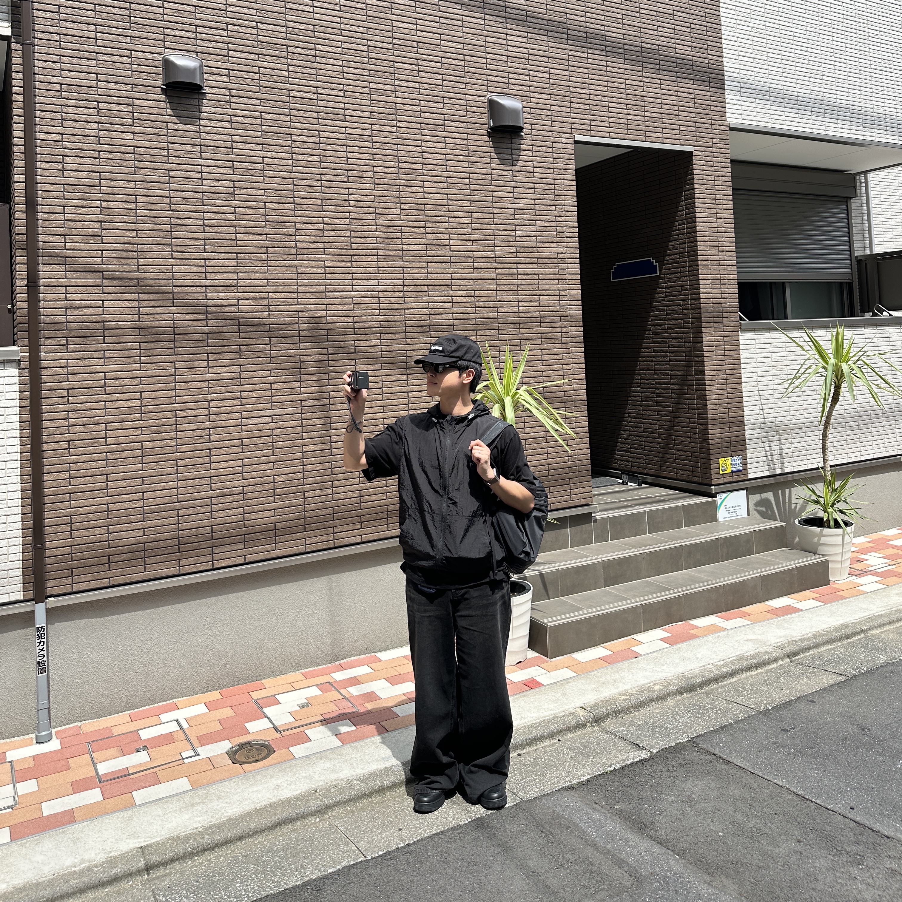 Supreme Washed Chino Twill Camp Cap Black 착용 스타일 - 2