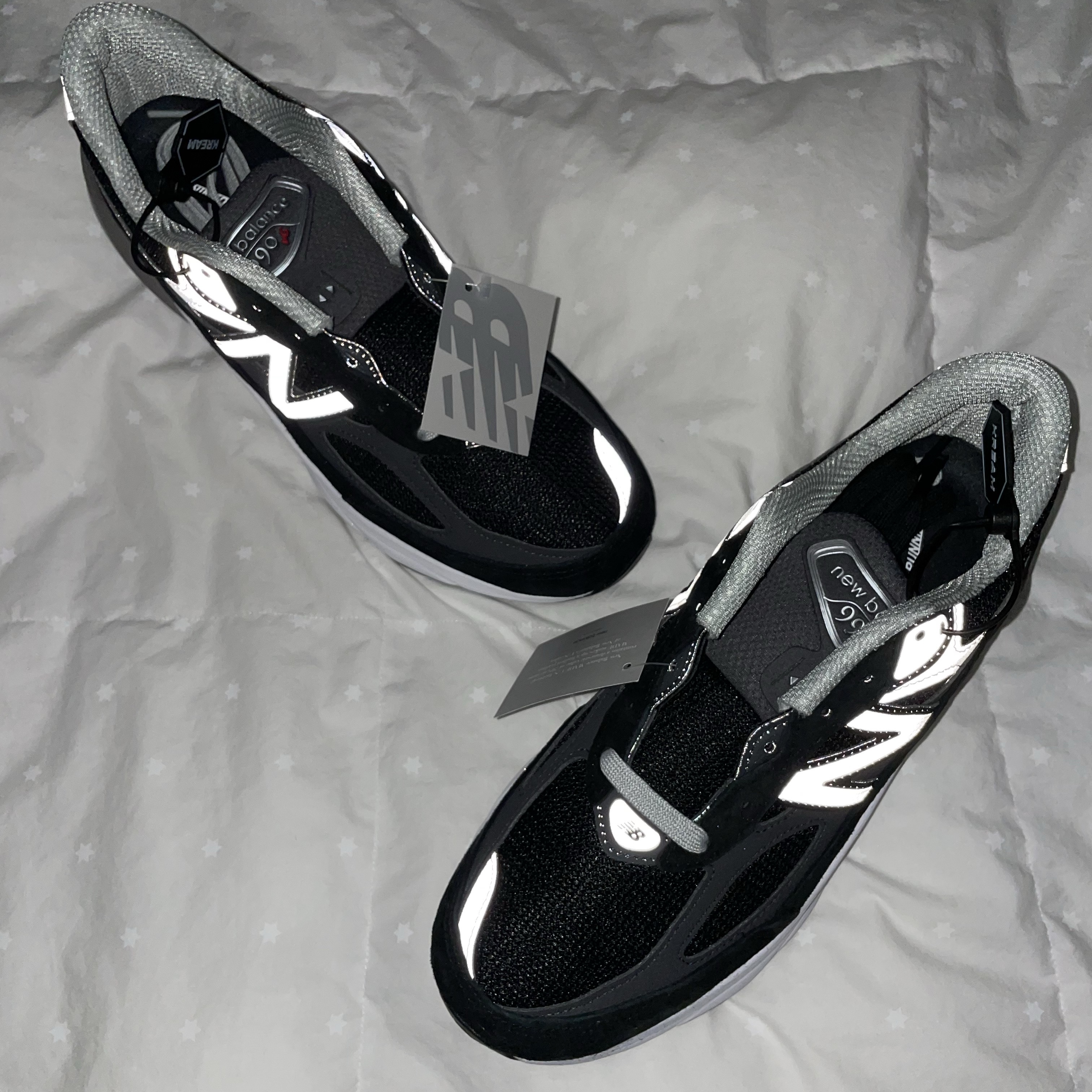 New Balance 990v6 Made in USA Black White 착용 스타일 - 1