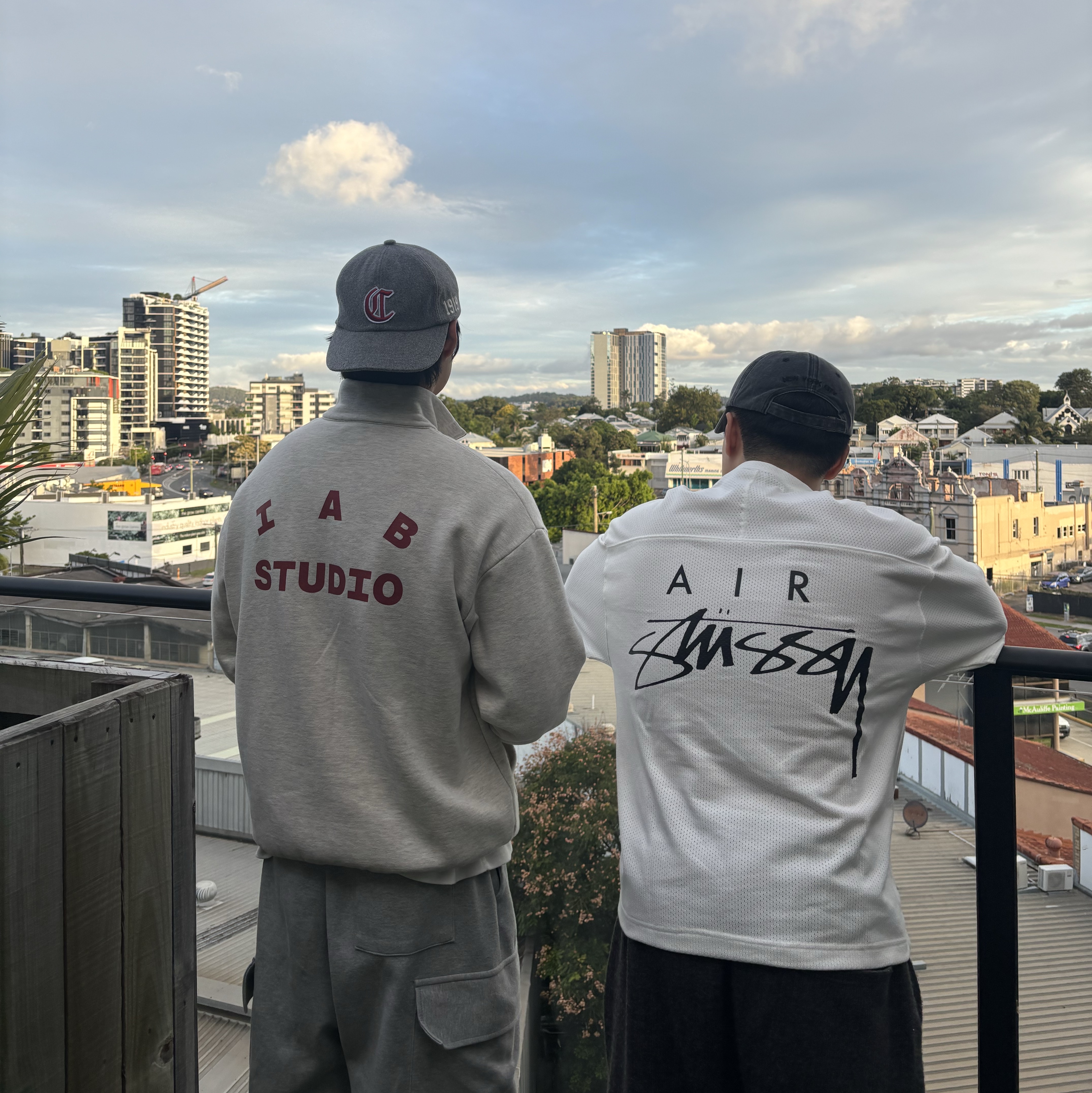 Nike x Stussy Long Sleeve Top Sail (FJ9164-133), IAB Studio Half Zip-Up Oatmeal Burgundy 착용 스타일 - 1