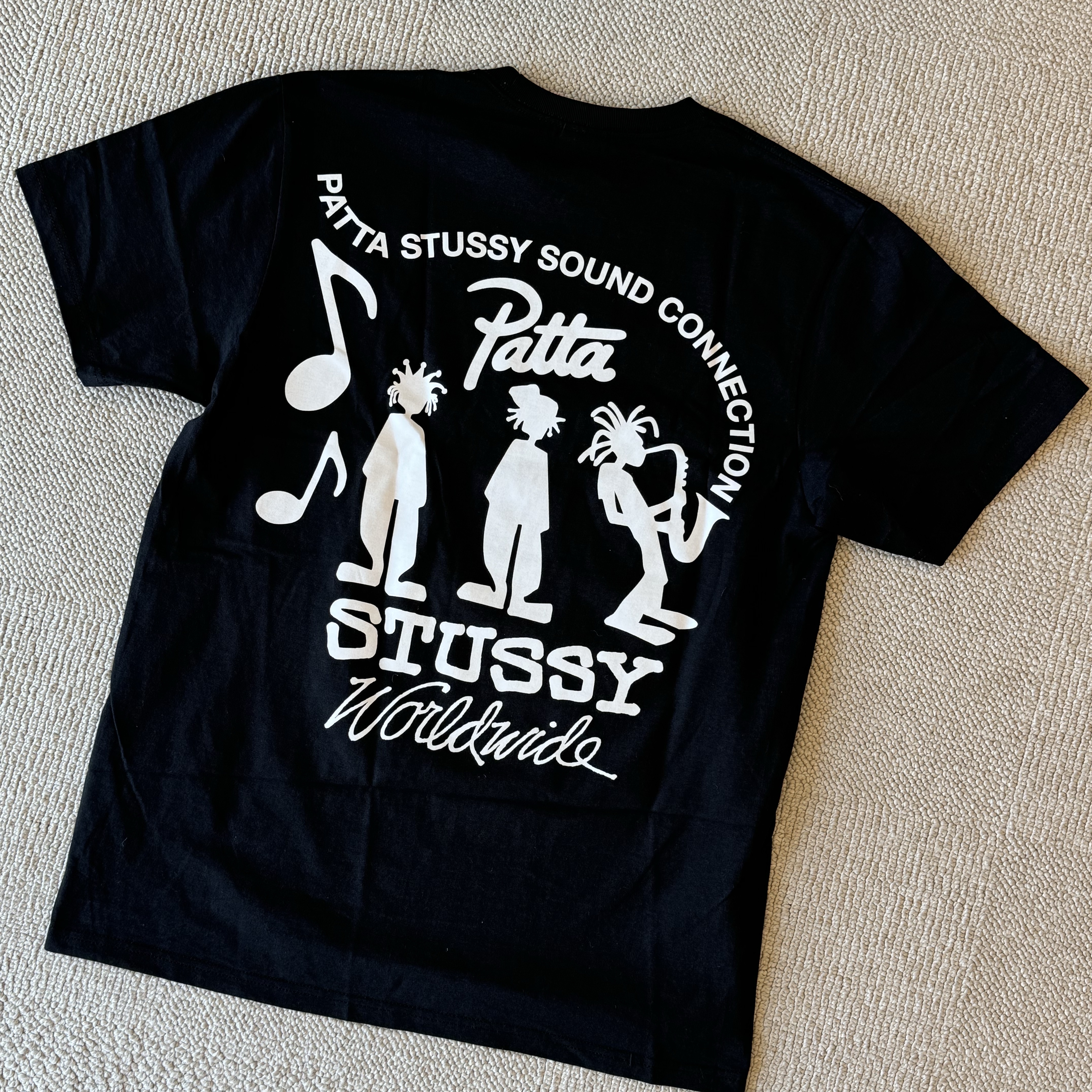 Stussy x Patta Sound Connection T-Shirt Black 착용 스타일 - 3