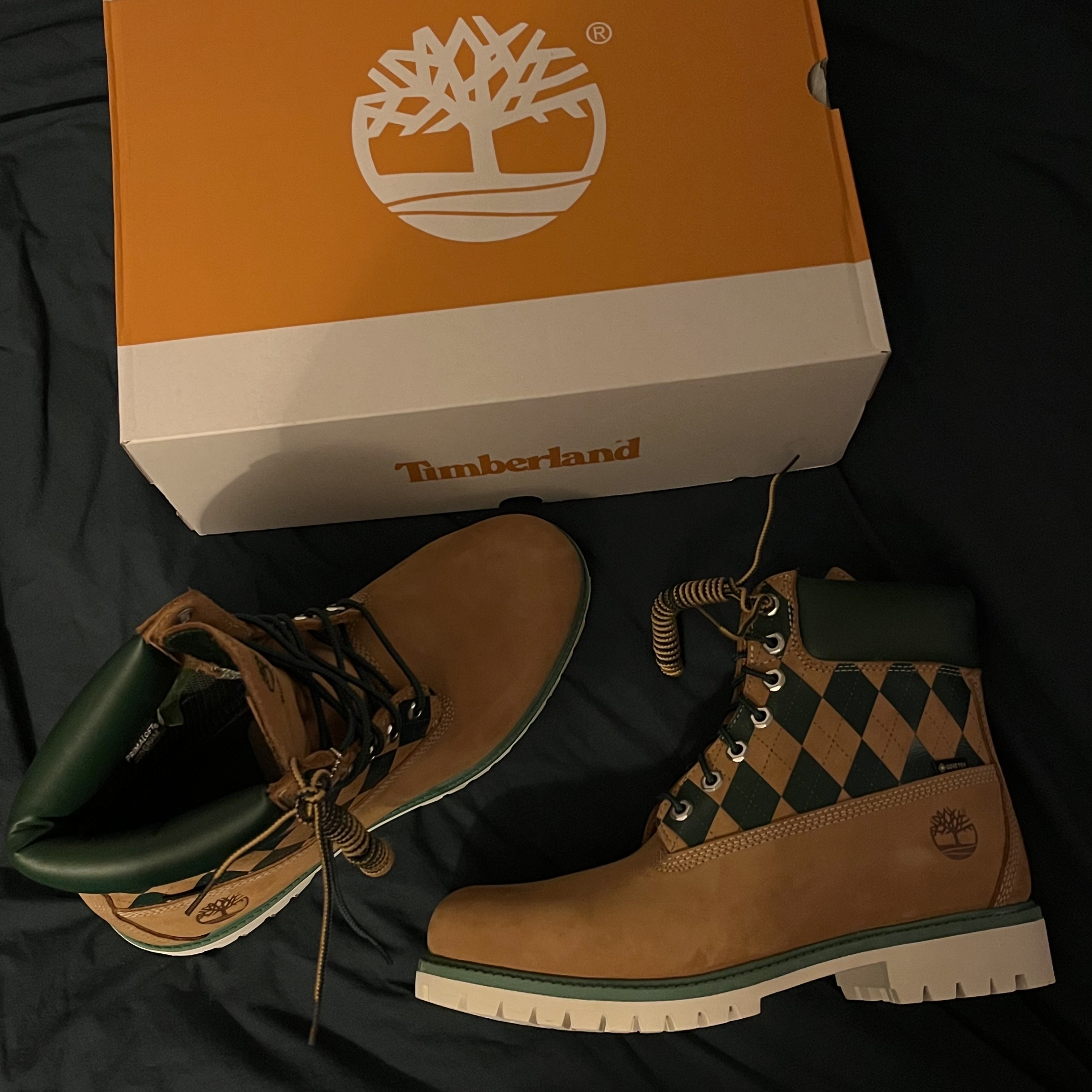 KASINA x Timberland 6 In Premium Vibram GTX Wheat 착용 스타일 - 1