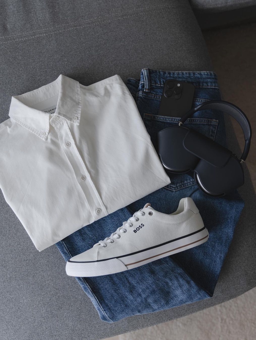 [30% 적립] Polo Ralph Lauren Classic Fit Garment Dyed Oxford Shirt White, IAB Studio Worksout 20th Anniversary Work Shirt Blue Stripe 착용 스타일 - 3