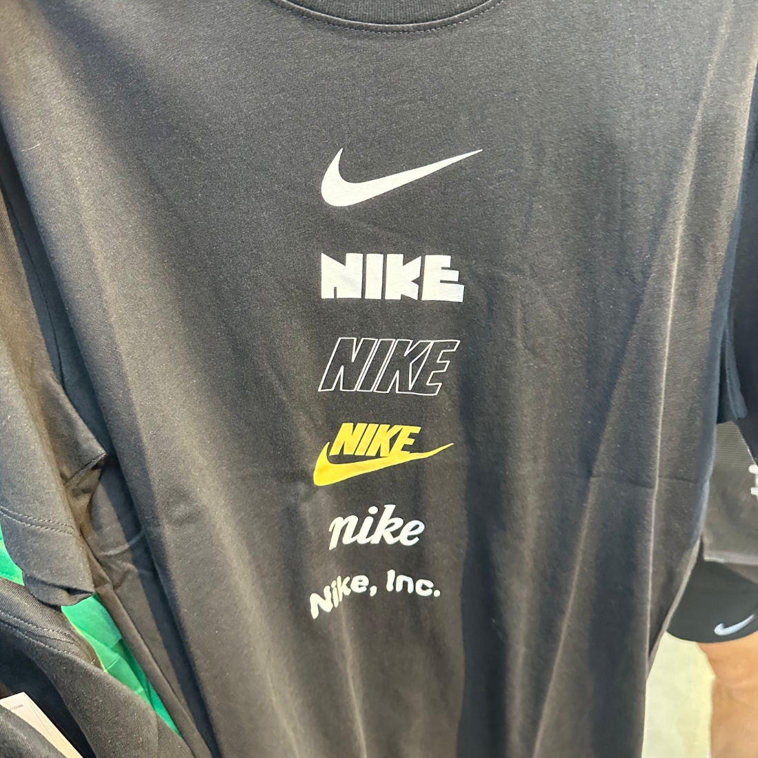 나이키 NSW 클럽 로고 티셔츠 블랙 - 아시아 | Nike | KREAM 나이키 NSW 클럽 로고 티셔츠 블랙 - 아시아 | Nike | KREAM