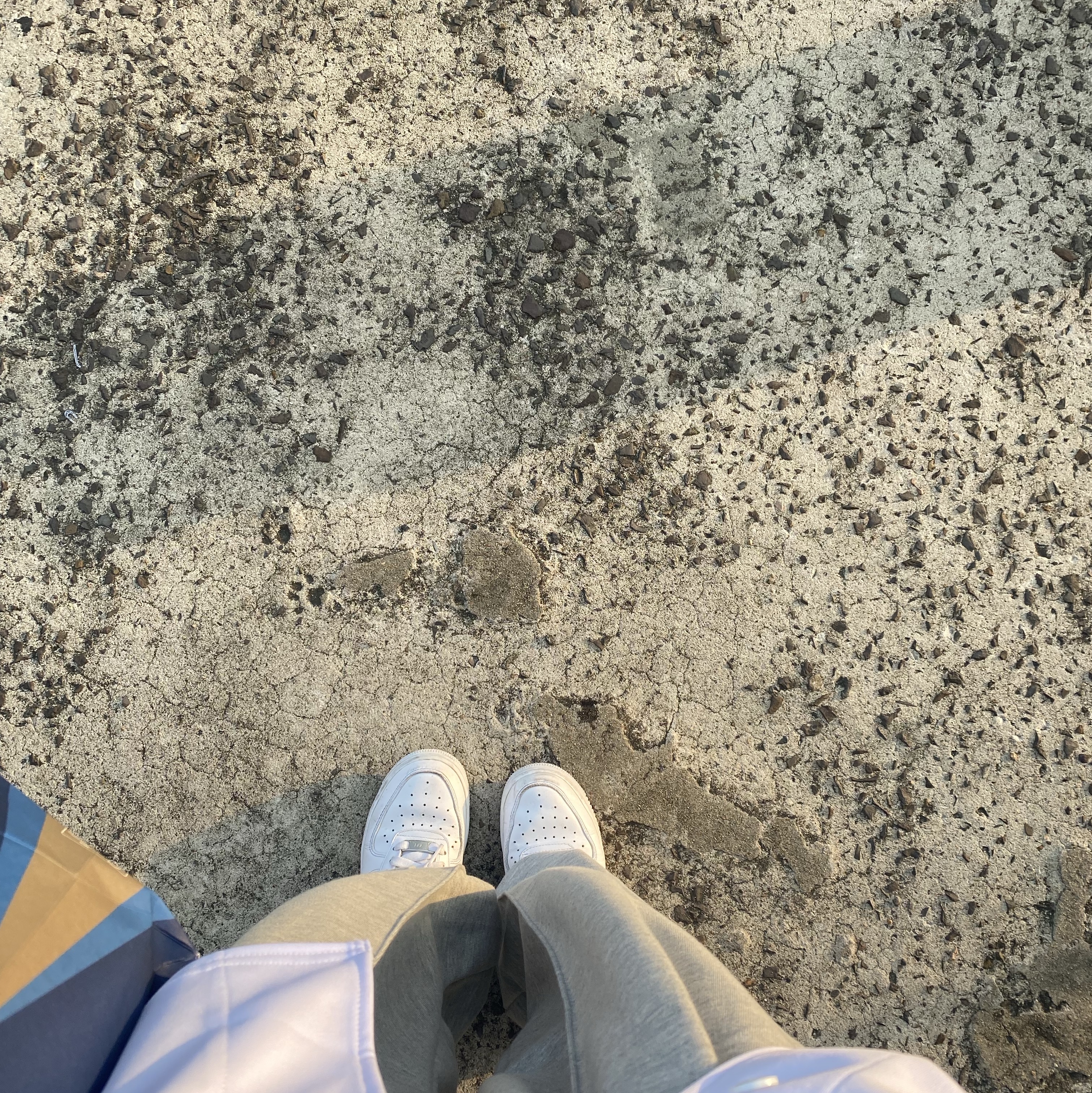 (W) Nike Air Force 1 '07 Low White 착용 스타일