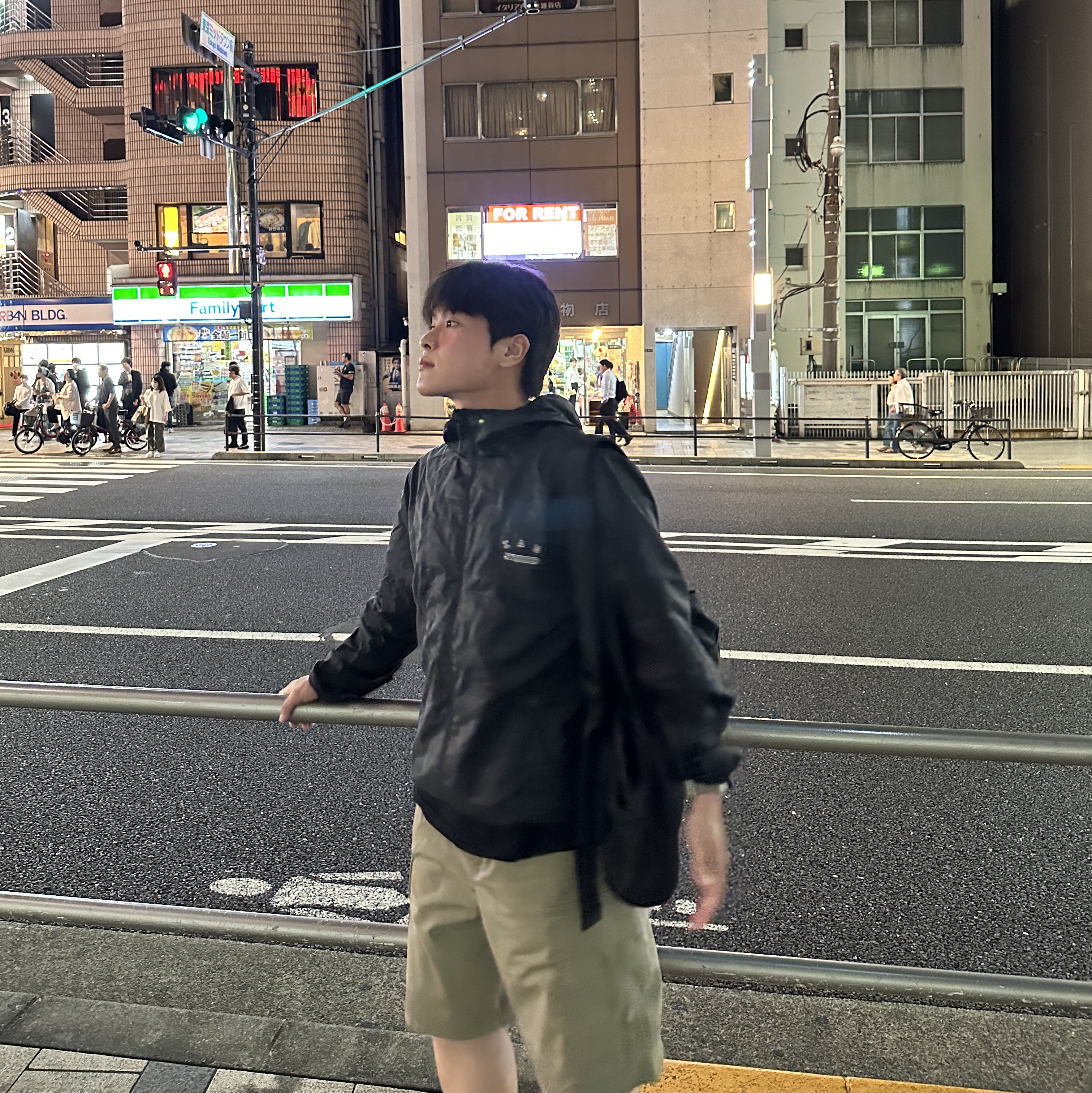 IAB Studio Ripstop Wind Jacket Black 착용 스타일 - 1
