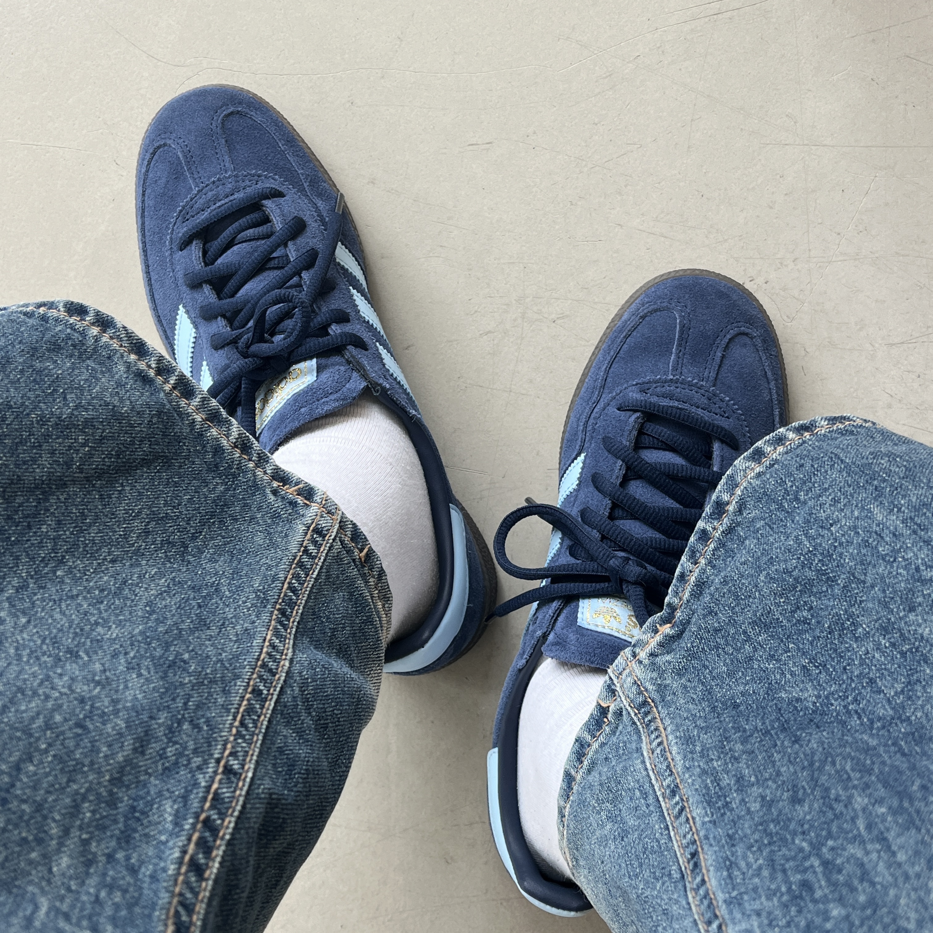 Adidas Spezial Handball Collegiate Navy 착용 스타일 - 2