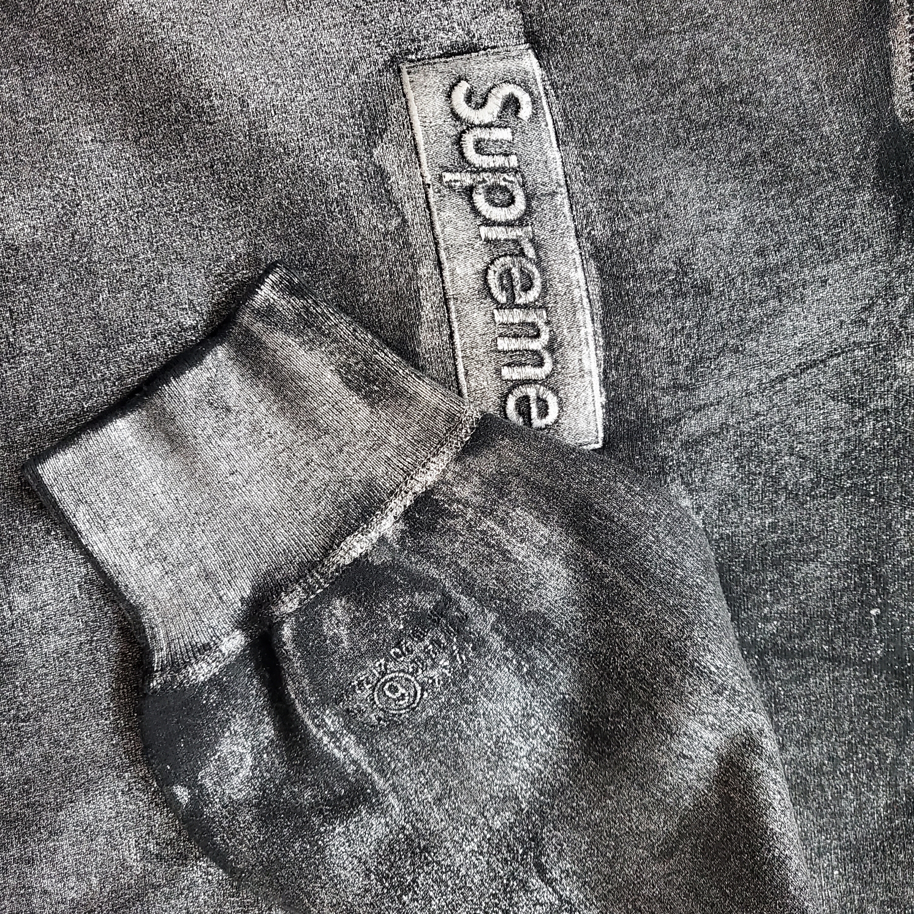 Supreme x MM6 Maison Margiela Foil Box Logo Hooded Sweatshirt Black - 24SS 착용 스타일