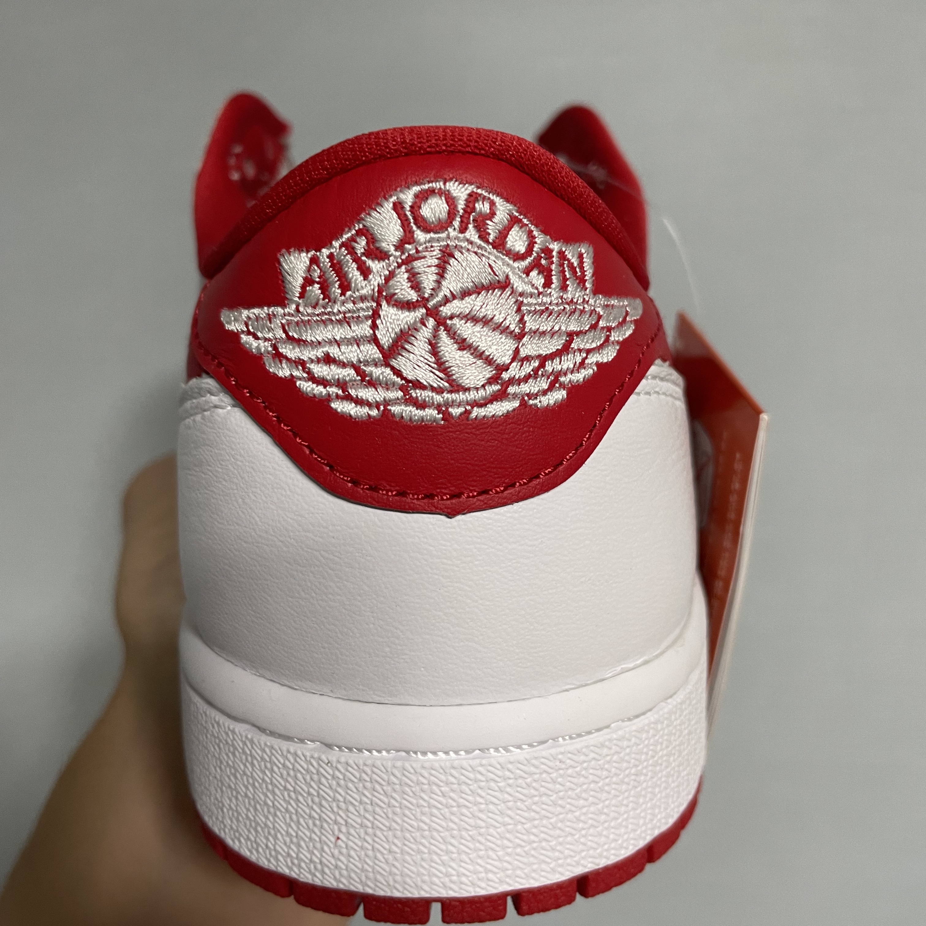 Jordan 1 Retro Low OG University Red 착용 스타일 - 2
