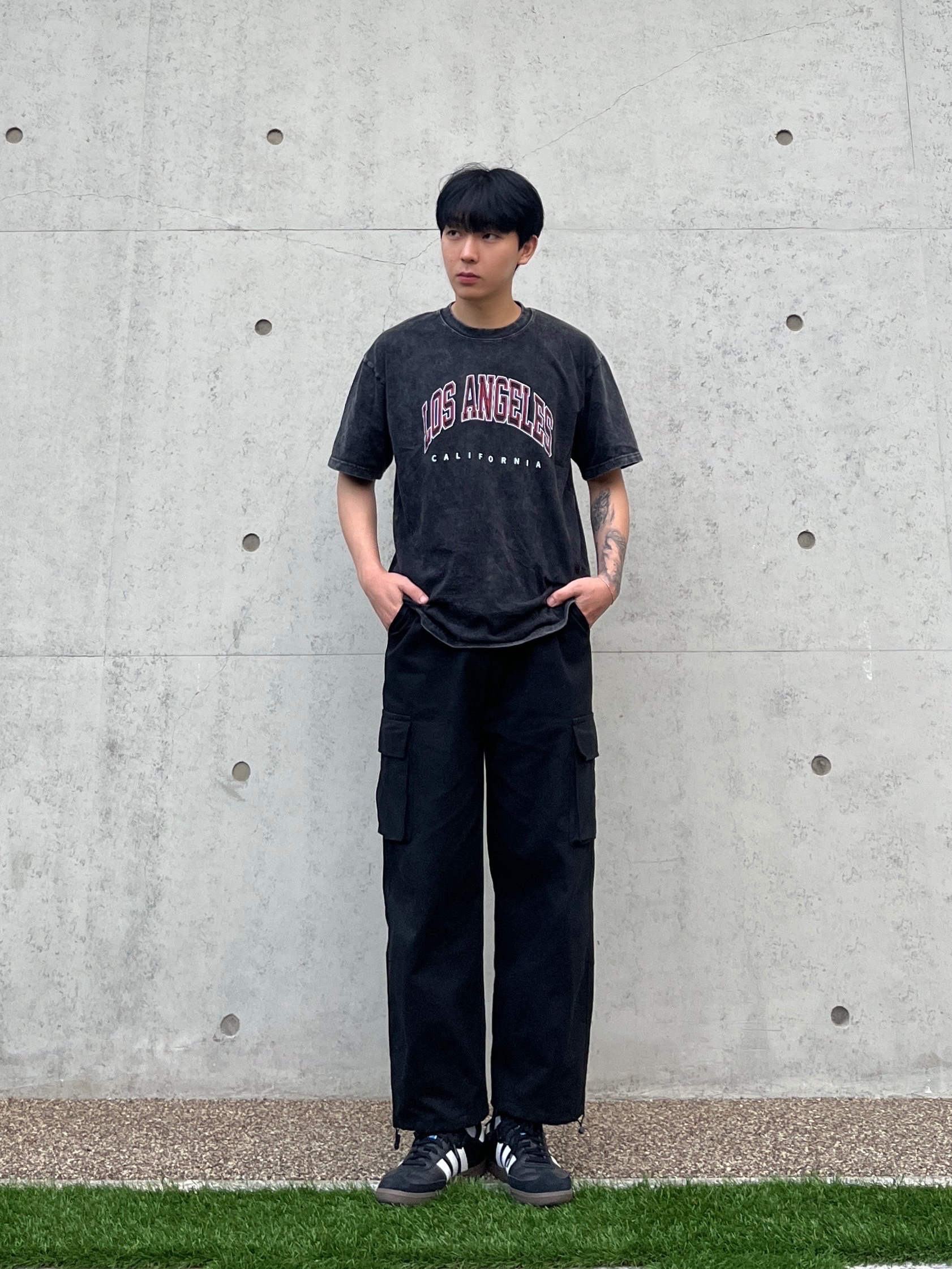 Adidas Samba OG Black White Gum 착용 스타일 - 1
