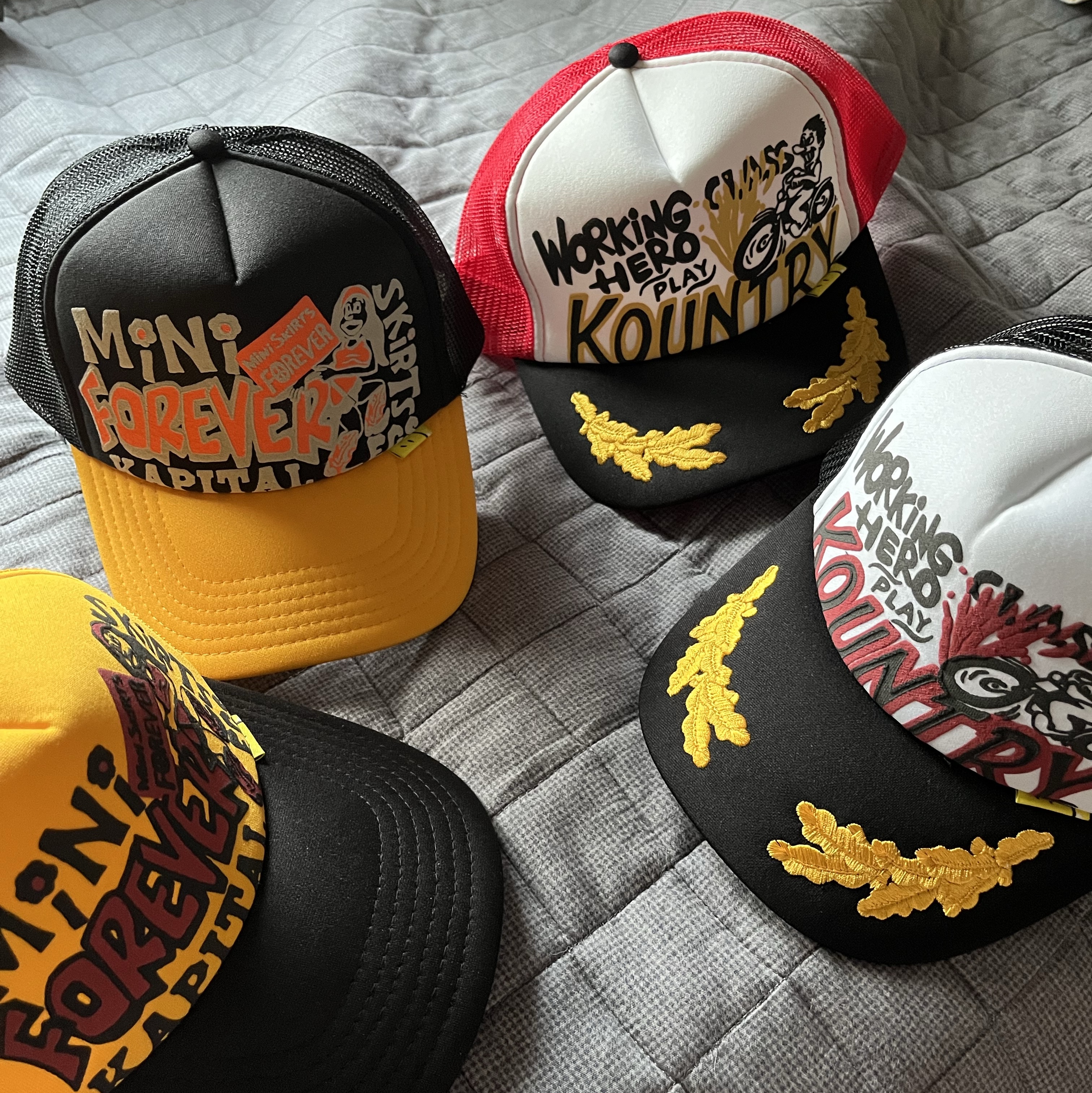 Kapital Country Racer Truck Cap White Red 착용 스타일 - 3
