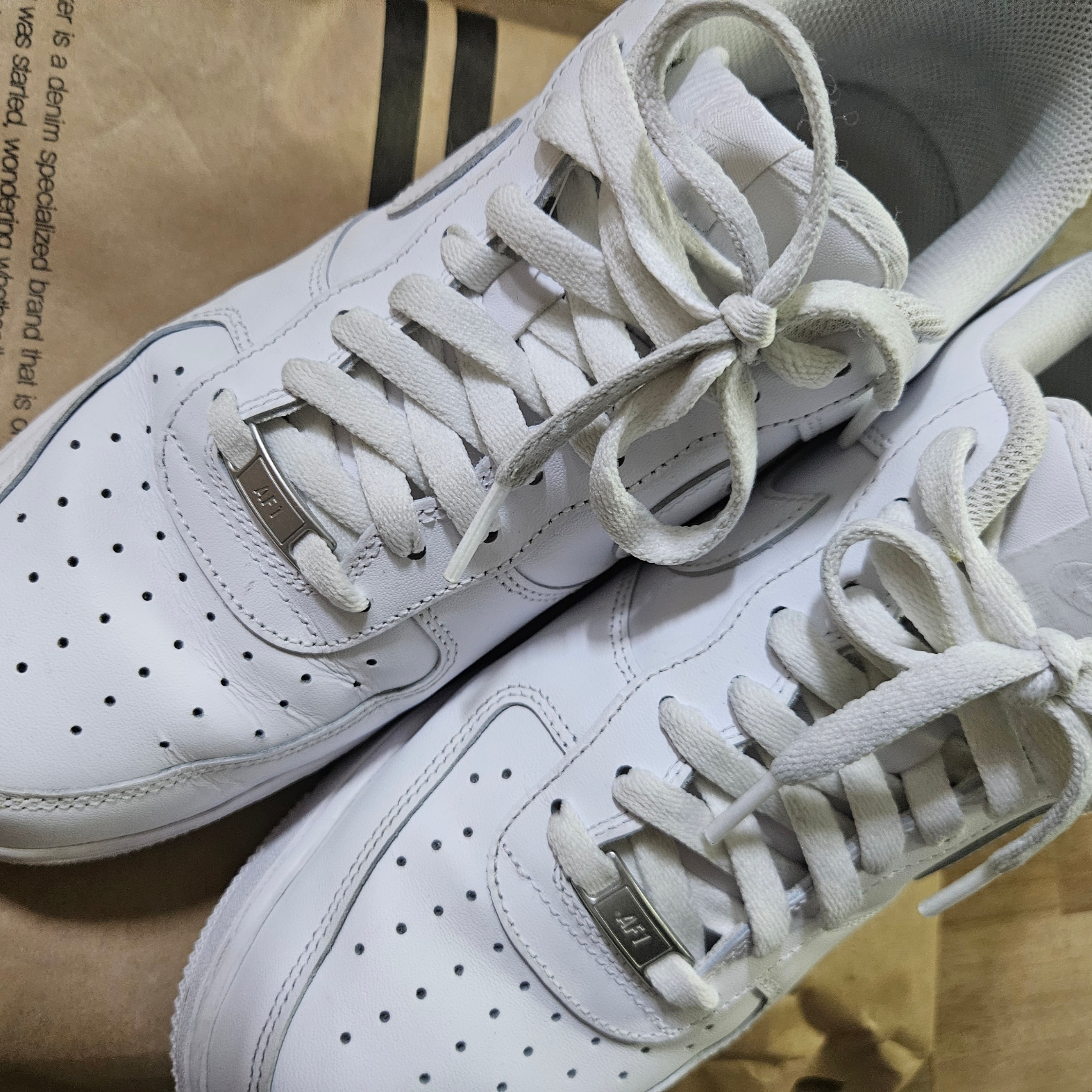 Nike Air Force 1 '07 Low White 착용 스타일