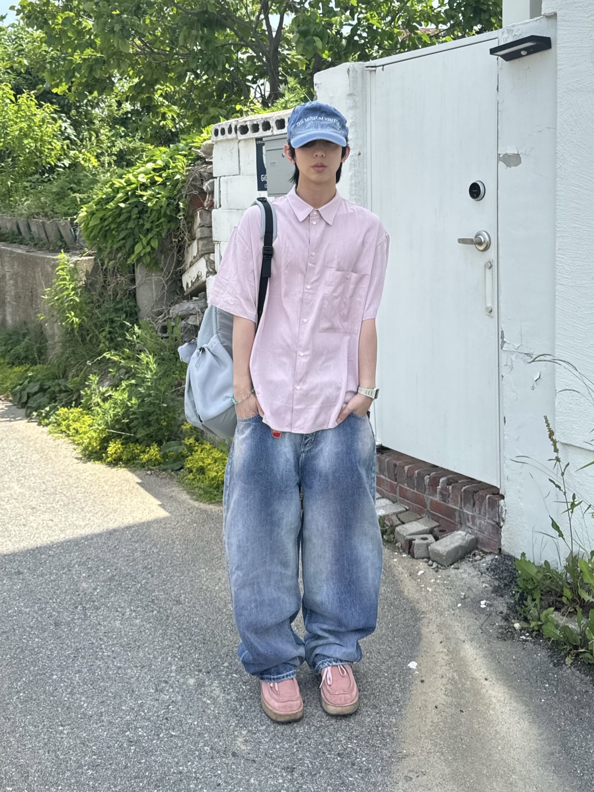 The Museum Visitor Wire Ball Cap Washed Blue 착용 스타일 - 1