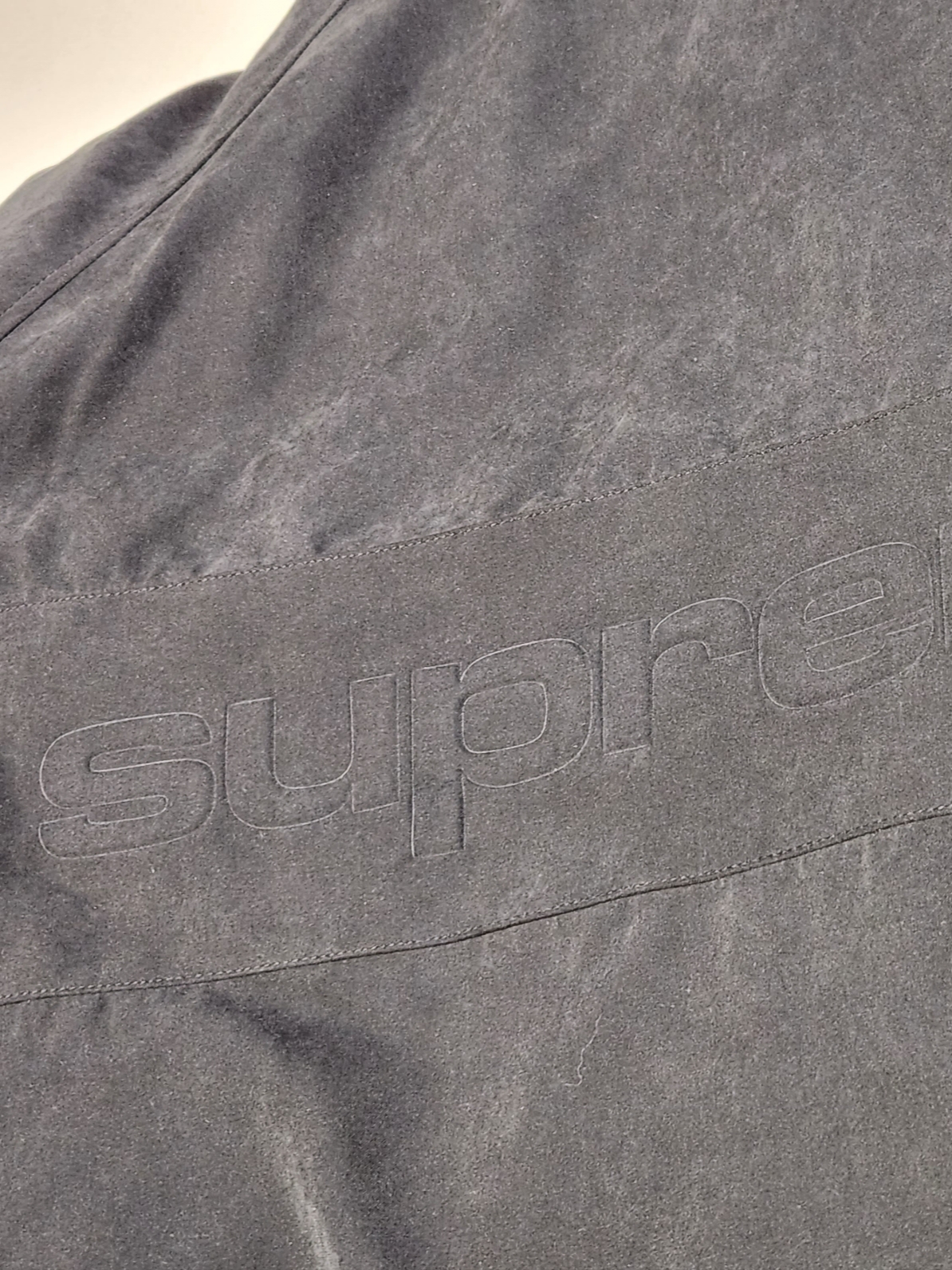 Supreme Reversible Down Puffer Jacket Black - 24SS 착용 스타일 - 2