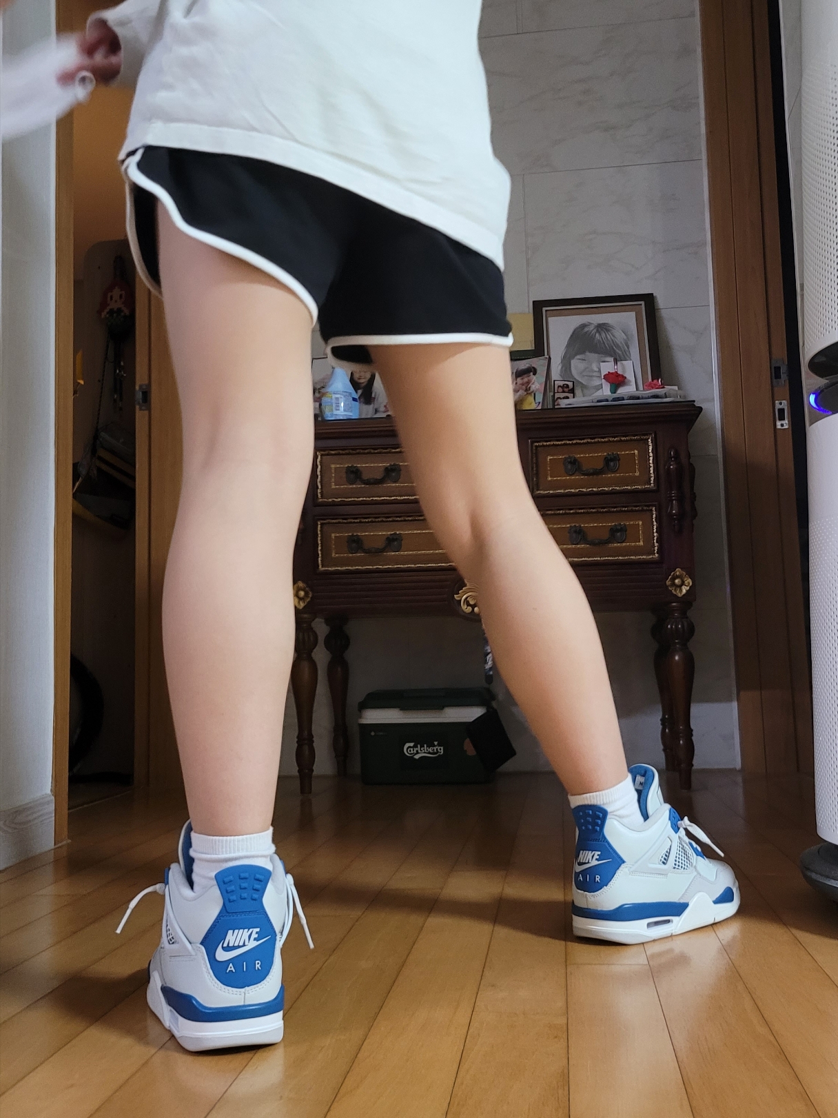 (GS) Jordan 4 Retro Industrial Blue 착용 스타일