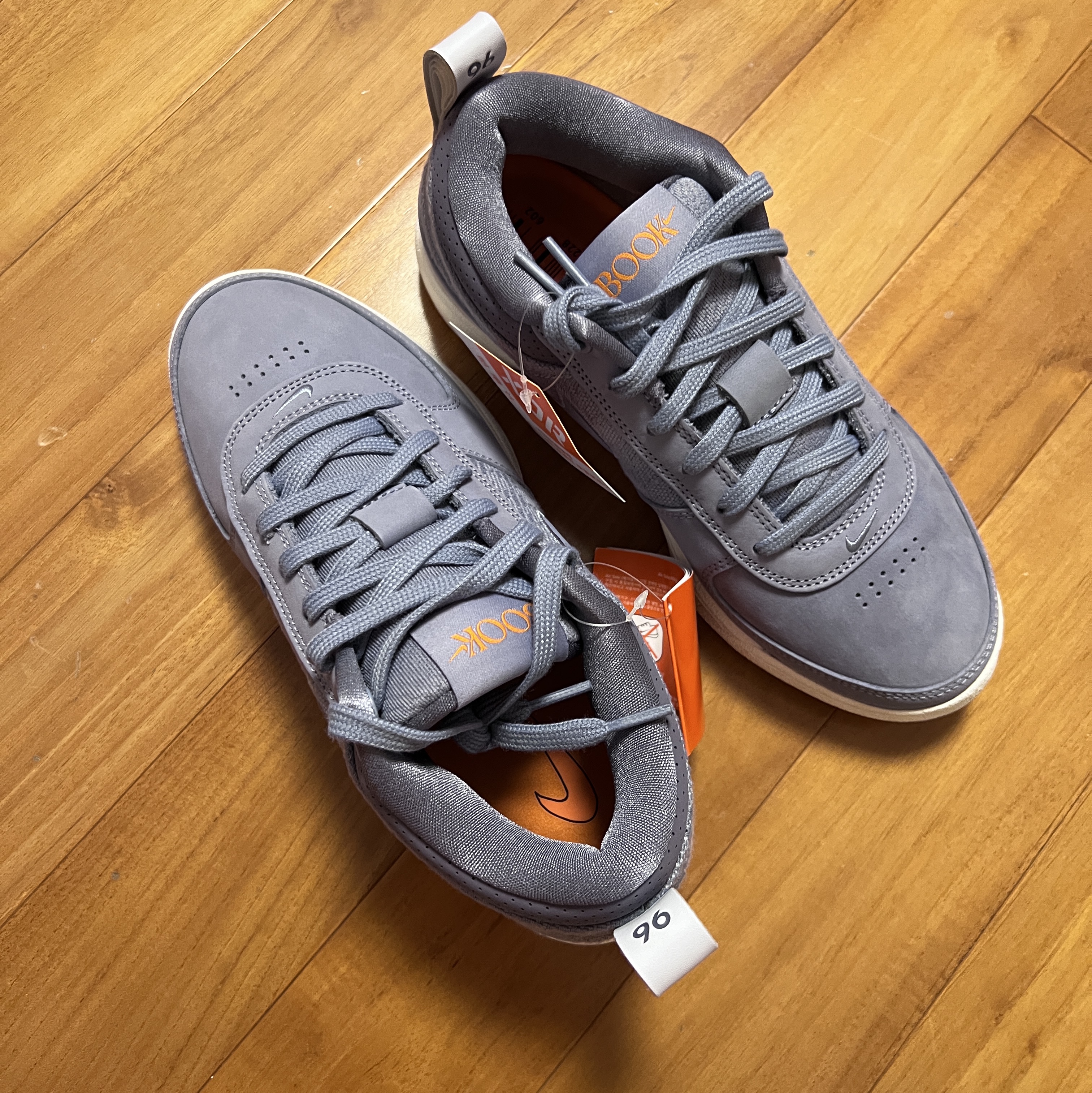 Nike Book 1 EP Mirage V2 착용 스타일
