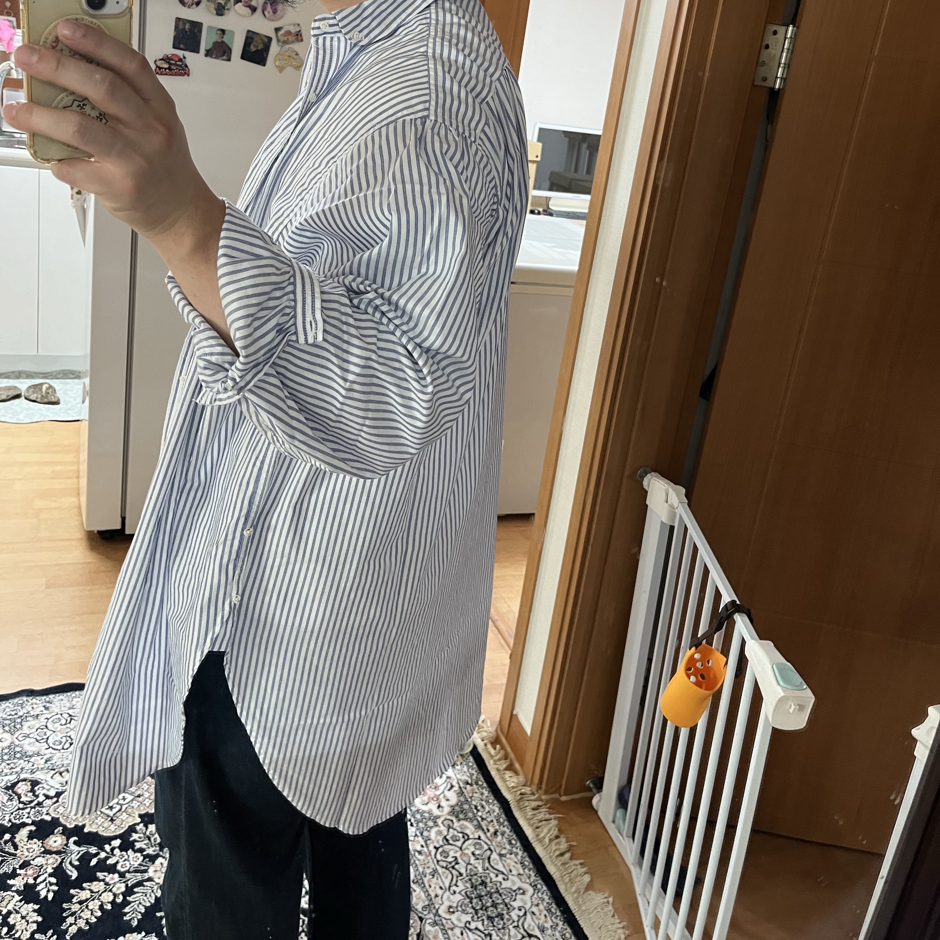 Kapital OX Stripe Button Down Giant Shirt Blue 착용 스타일 - 4