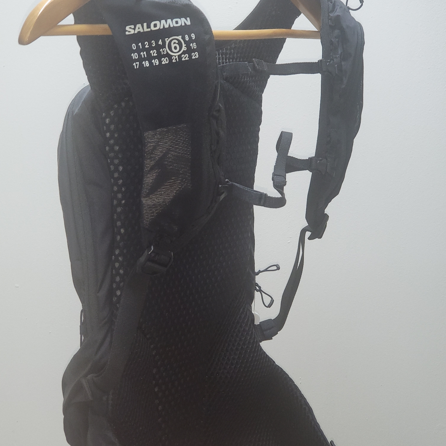 Salomon x MM6 Maison Margiela XT-15 Black 착용 스타일