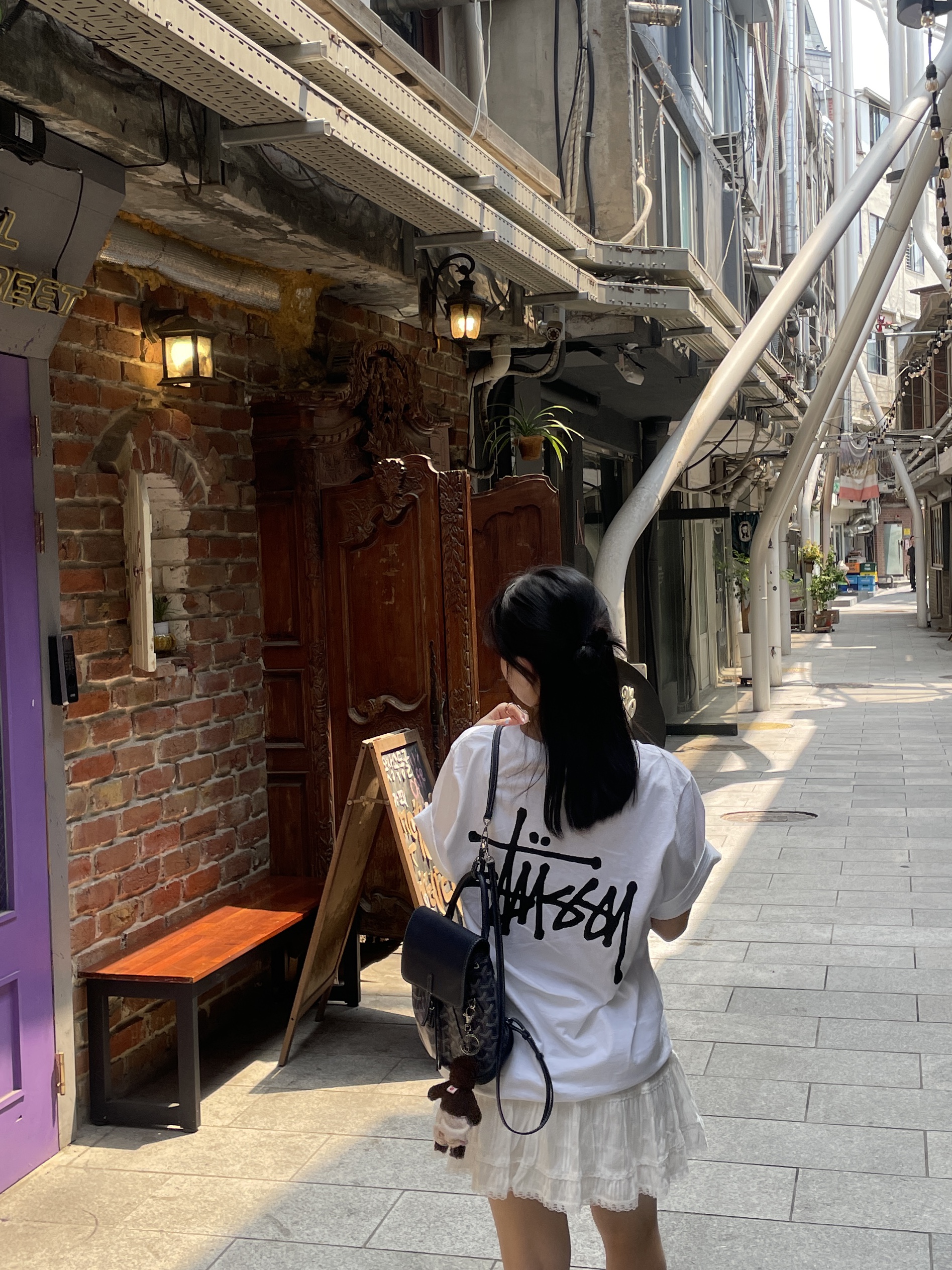 Stussy Basic Stussy T-Shirt White 착용 스타일 - 3