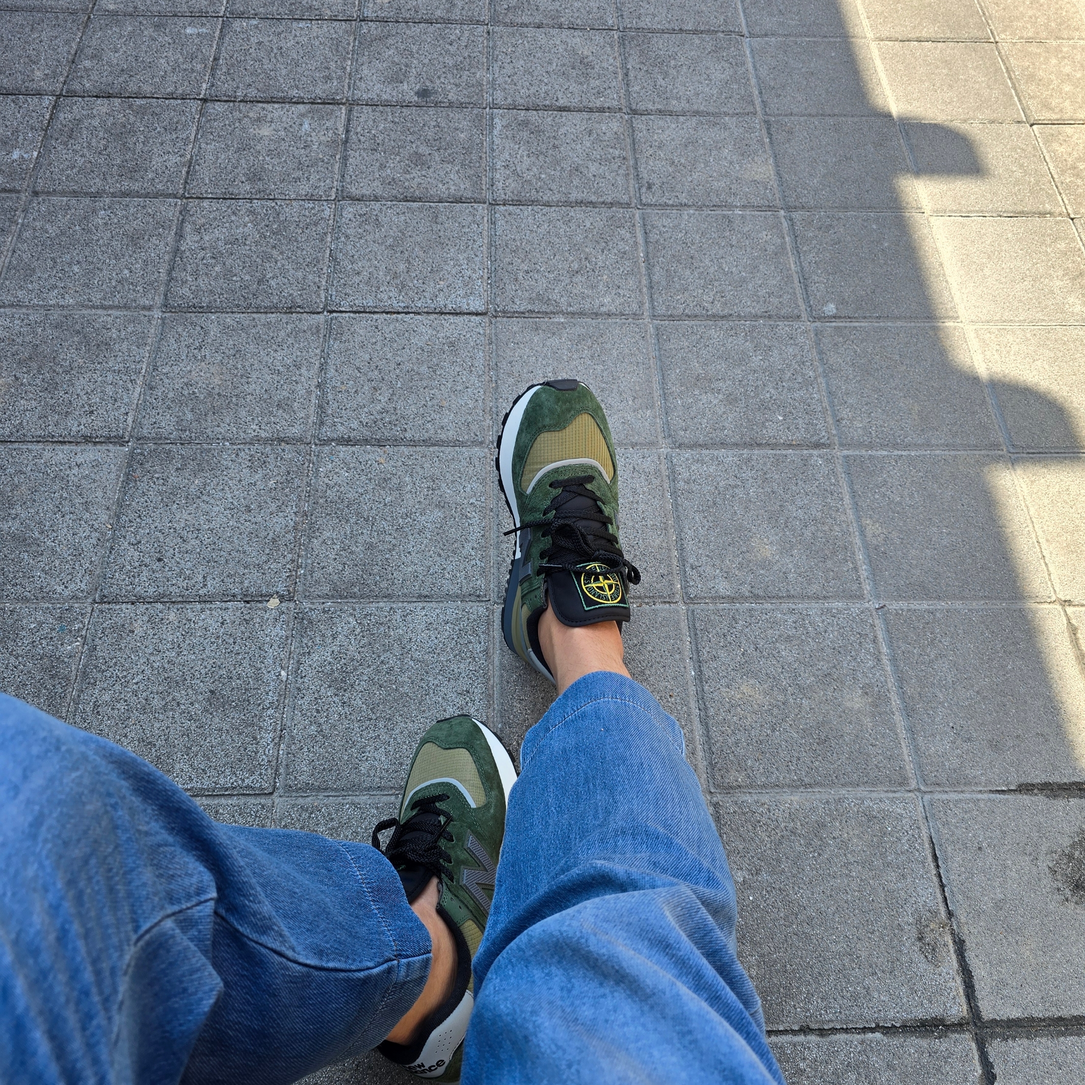 New Balance x Stone Island 574 Legacy Dark Green 착용 스타일