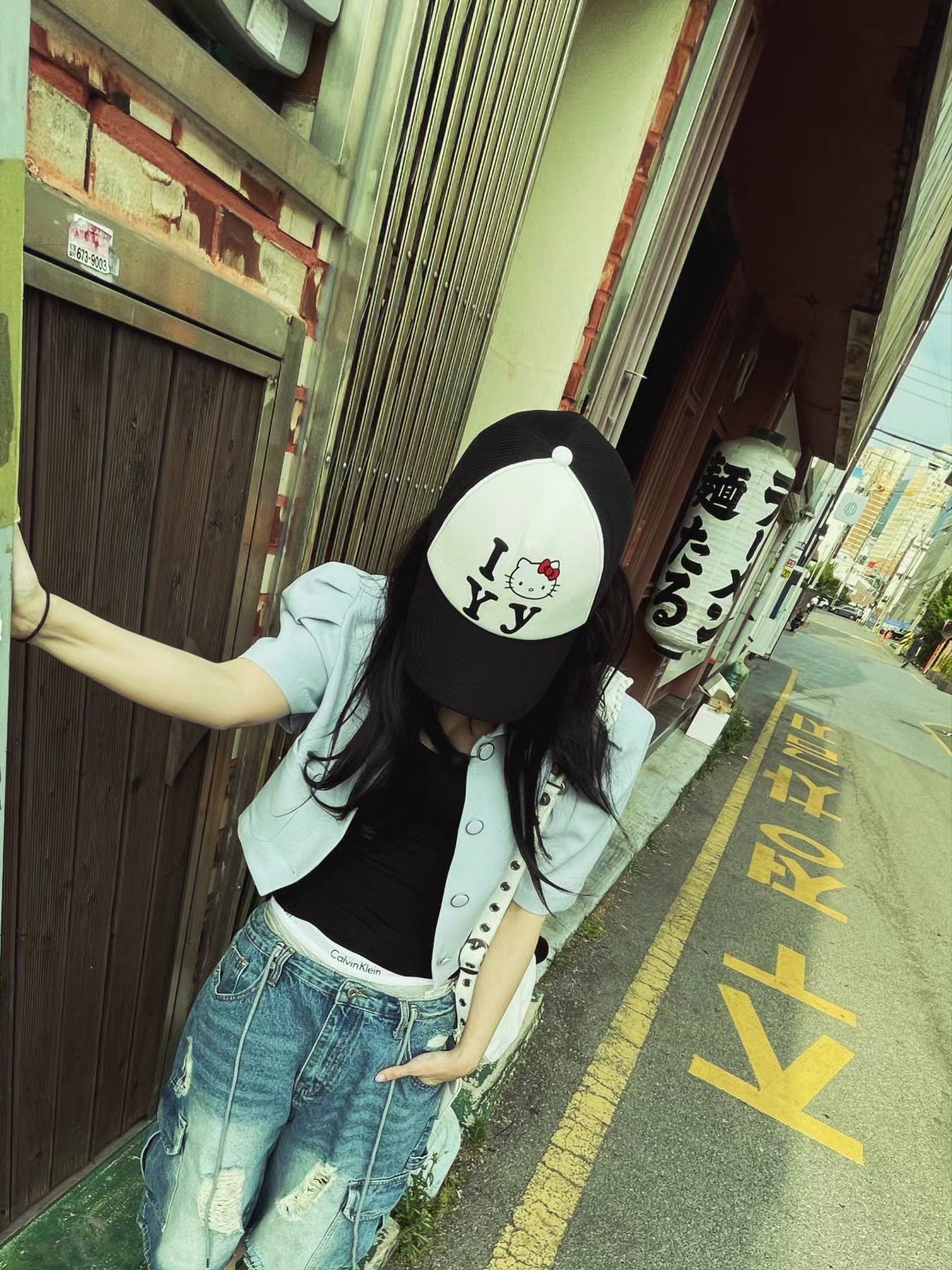 Open Yy x Hello Kitty Trucker Cap Black, [KREAM 단독] Lelbobrown Oversize Keyring Shinbaram Dr.Ko 착용 스타일 - 2