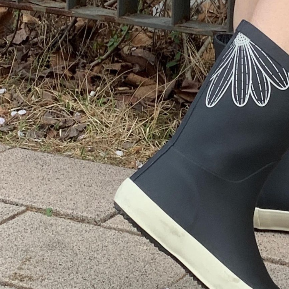 Mardi Mercredi Les Pompes Women Pluie Rain Boots Beige, Mardi Mercredi Les Pompes Women Pluie Rain Boots Burgundy 착용 스타일
