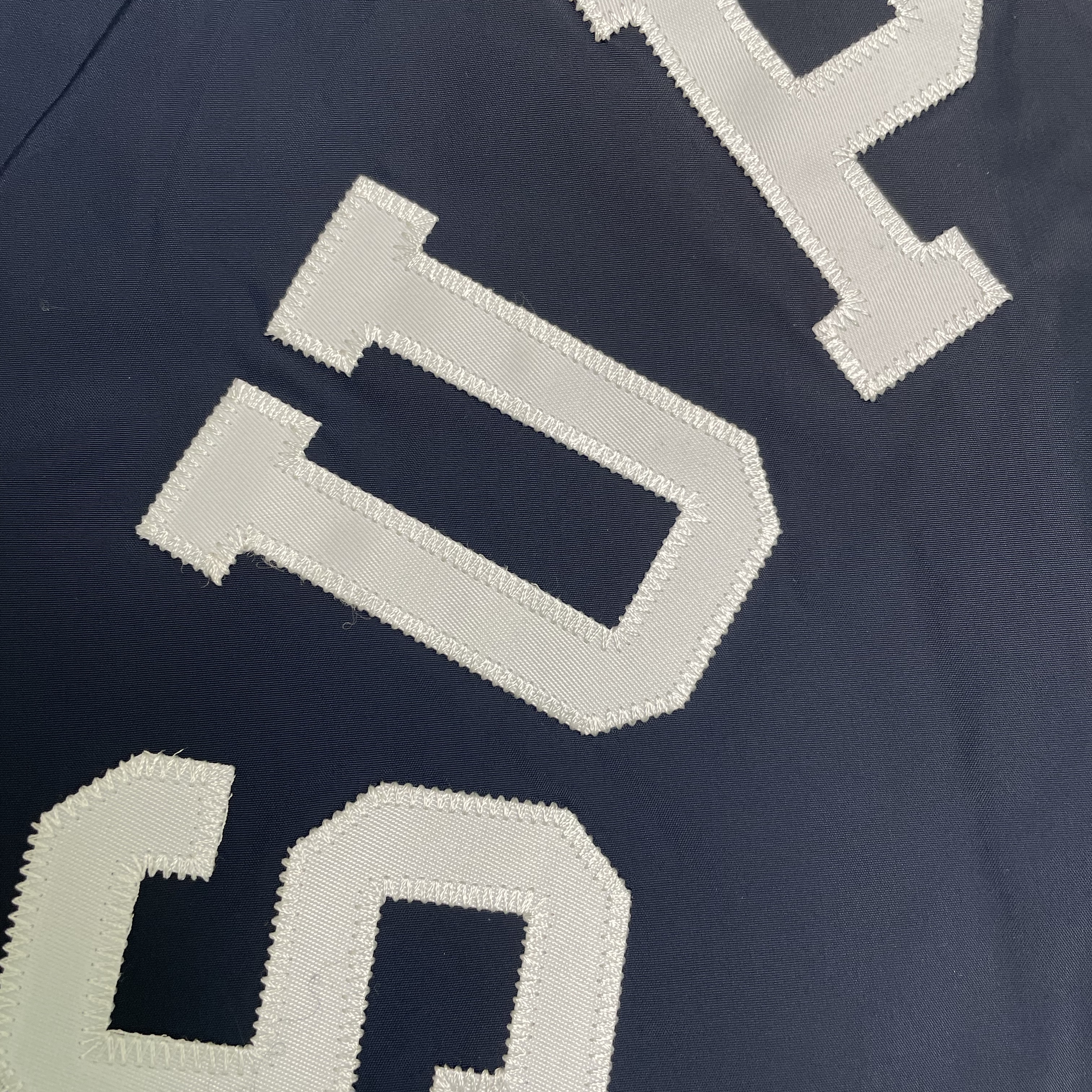 Supreme x Champion Coaches Jacket Navy - 24SS 착용 스타일 - 3
