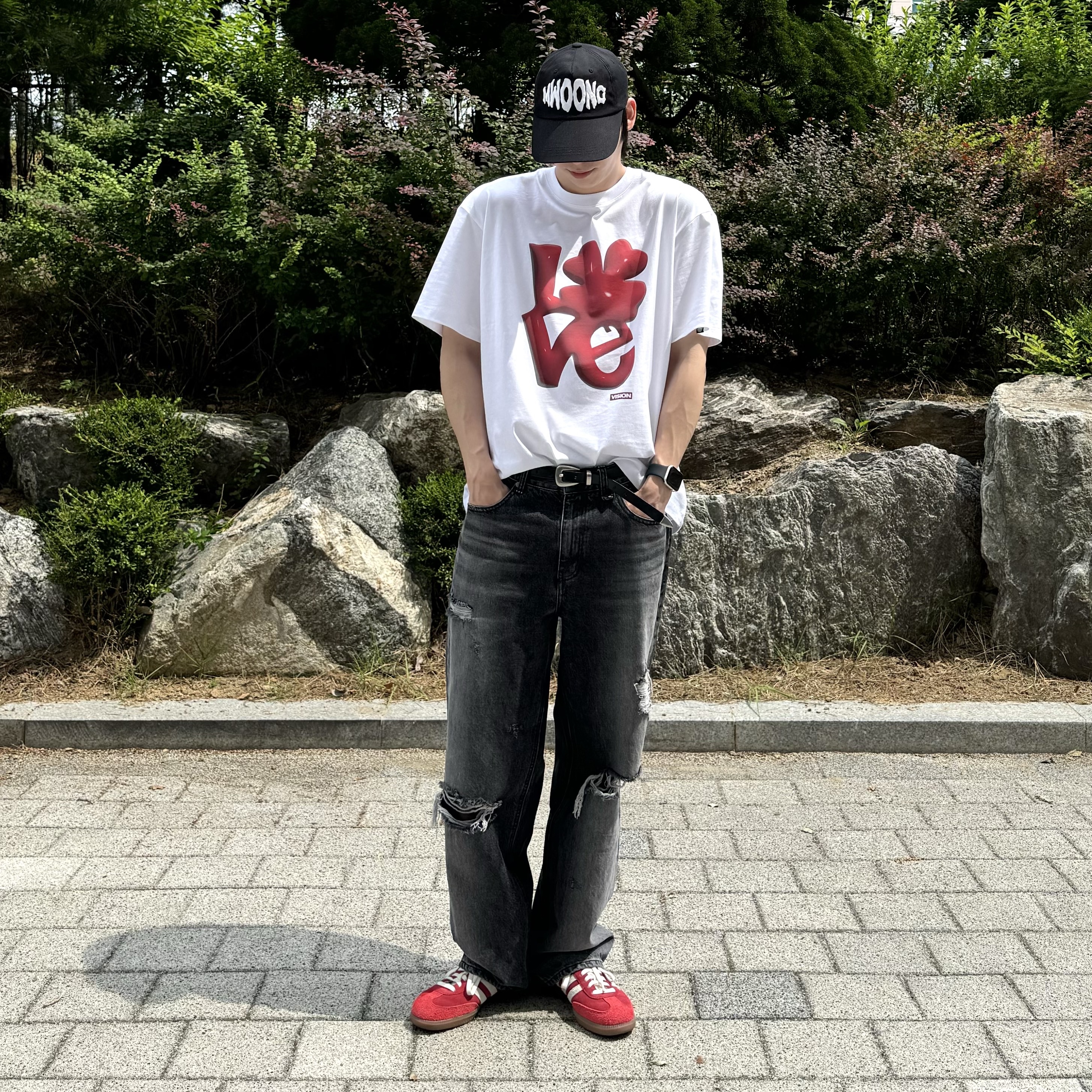 Adidas Samba OG Tal Better Scarlet Off White 착용 스타일