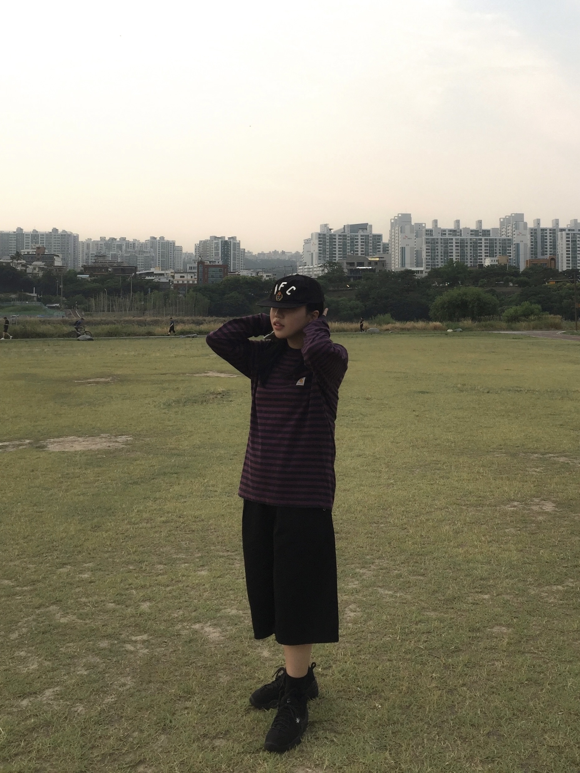 Nike x Stussy Air Penny II Black, Carhartt WIP Chase Long Sleeve T-Shirt Amarone 착용 스타일 - 2