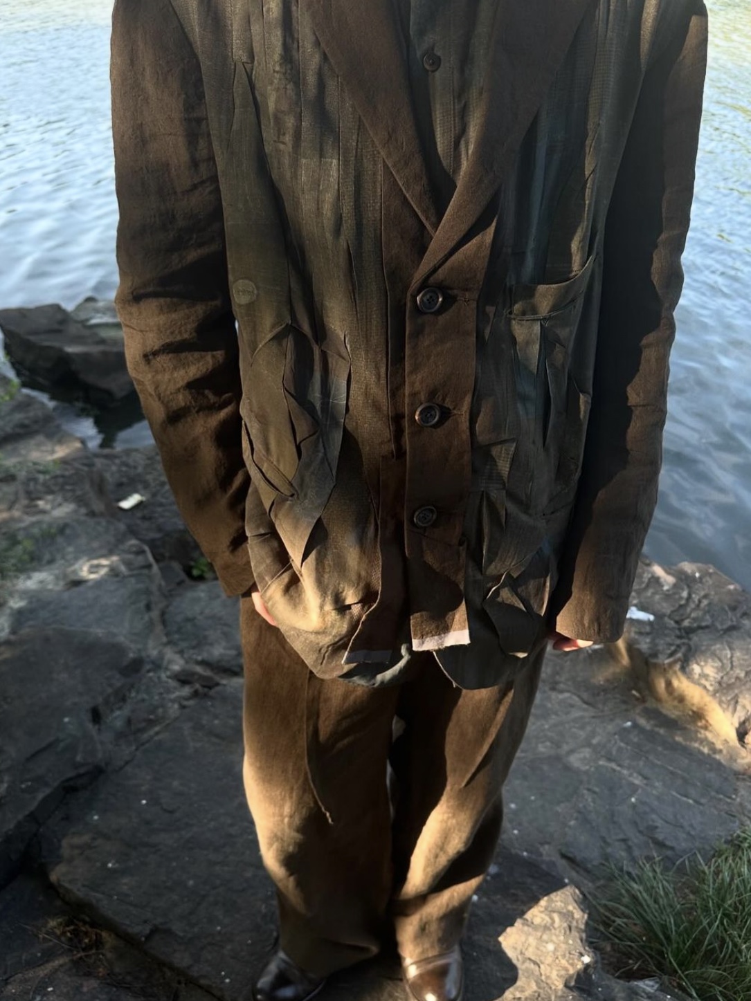 Ziggy Chen Cropped Wrinkle Pleats Jacket Brown 착용 스타일